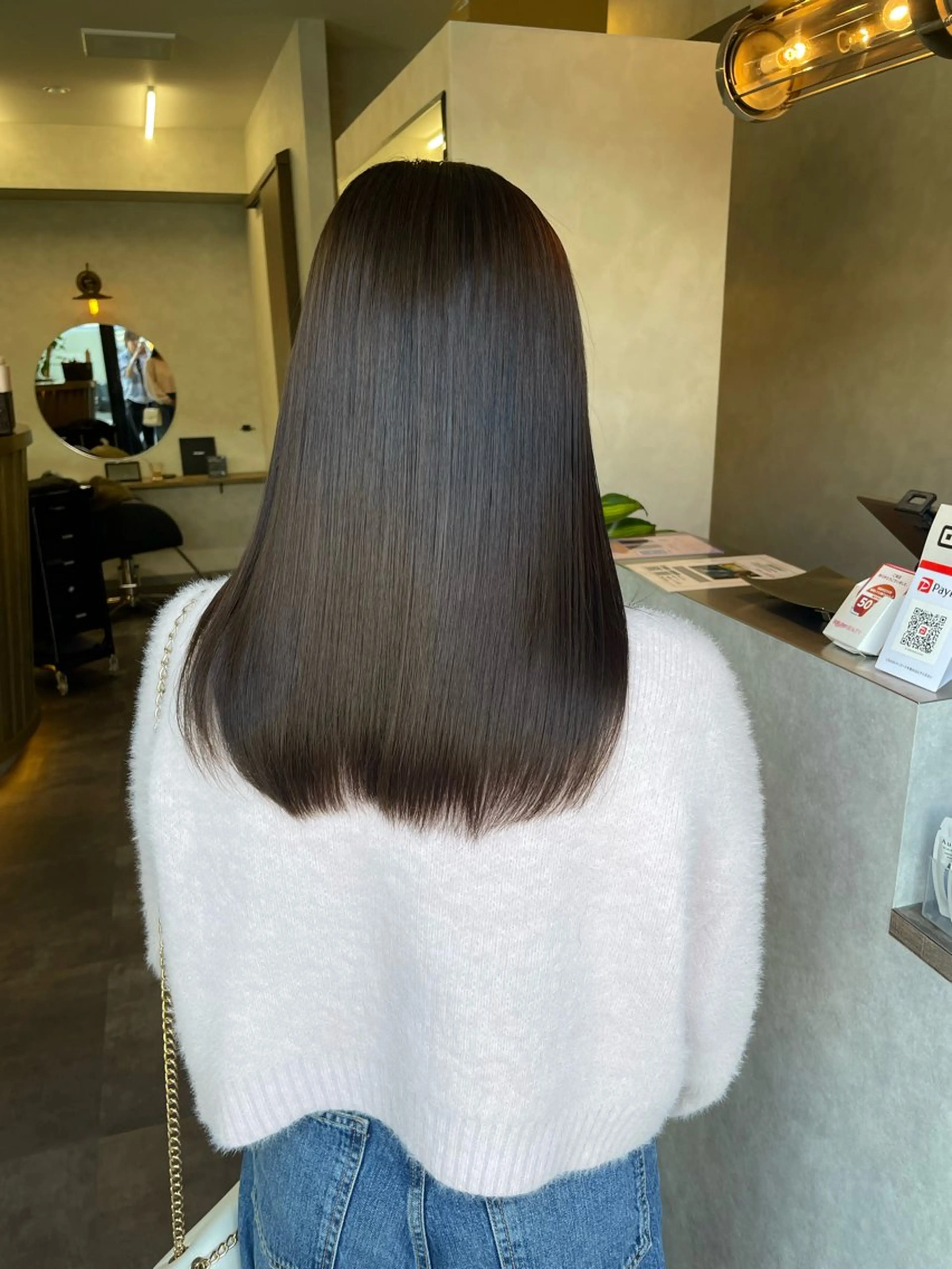 セミロング 【髪質改善】 【酸性ストレート】のヘアスタイル