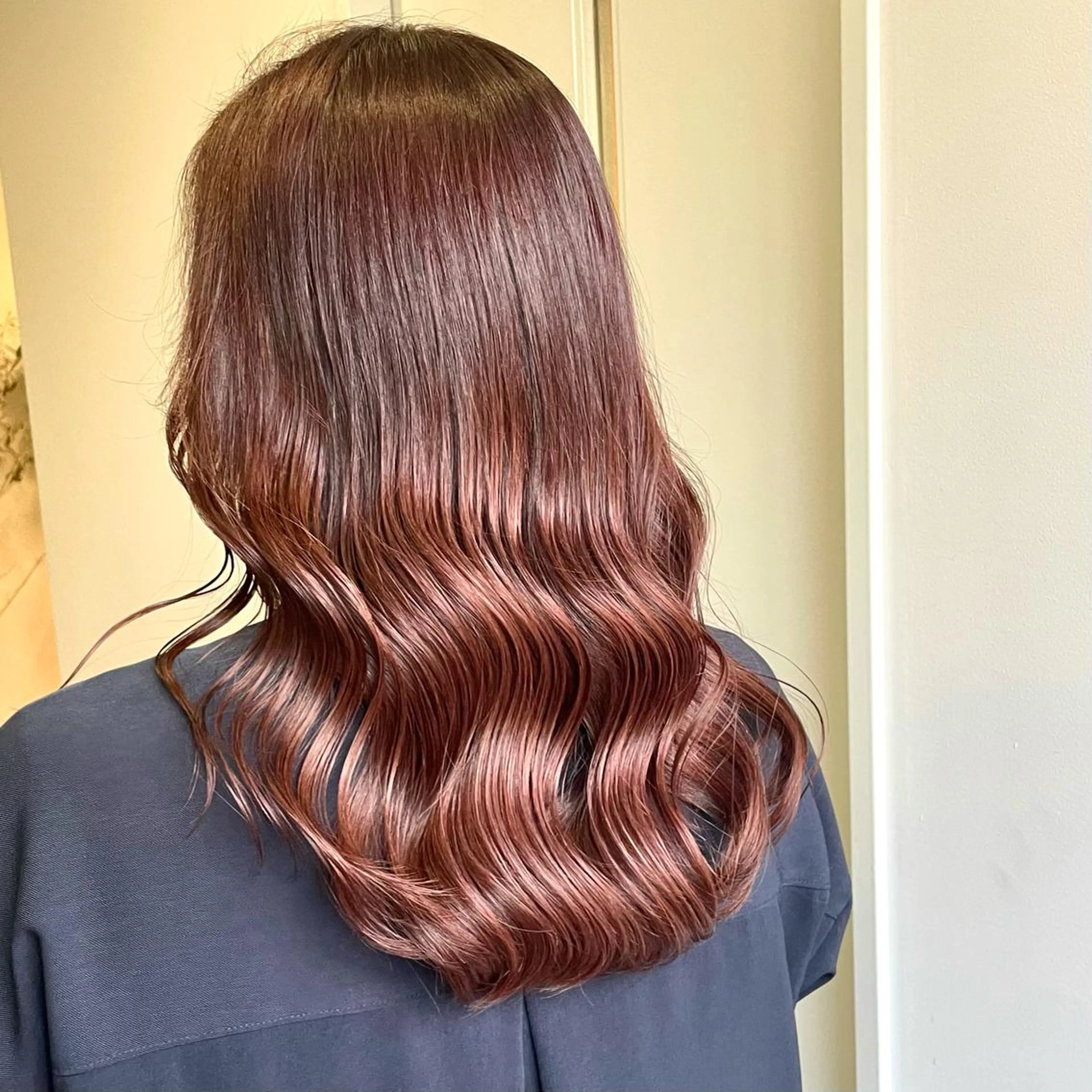 セミロング カラー イルミナカラー トリートメント モデルさん募集中IT byALBUM八王子のヘアスタイル