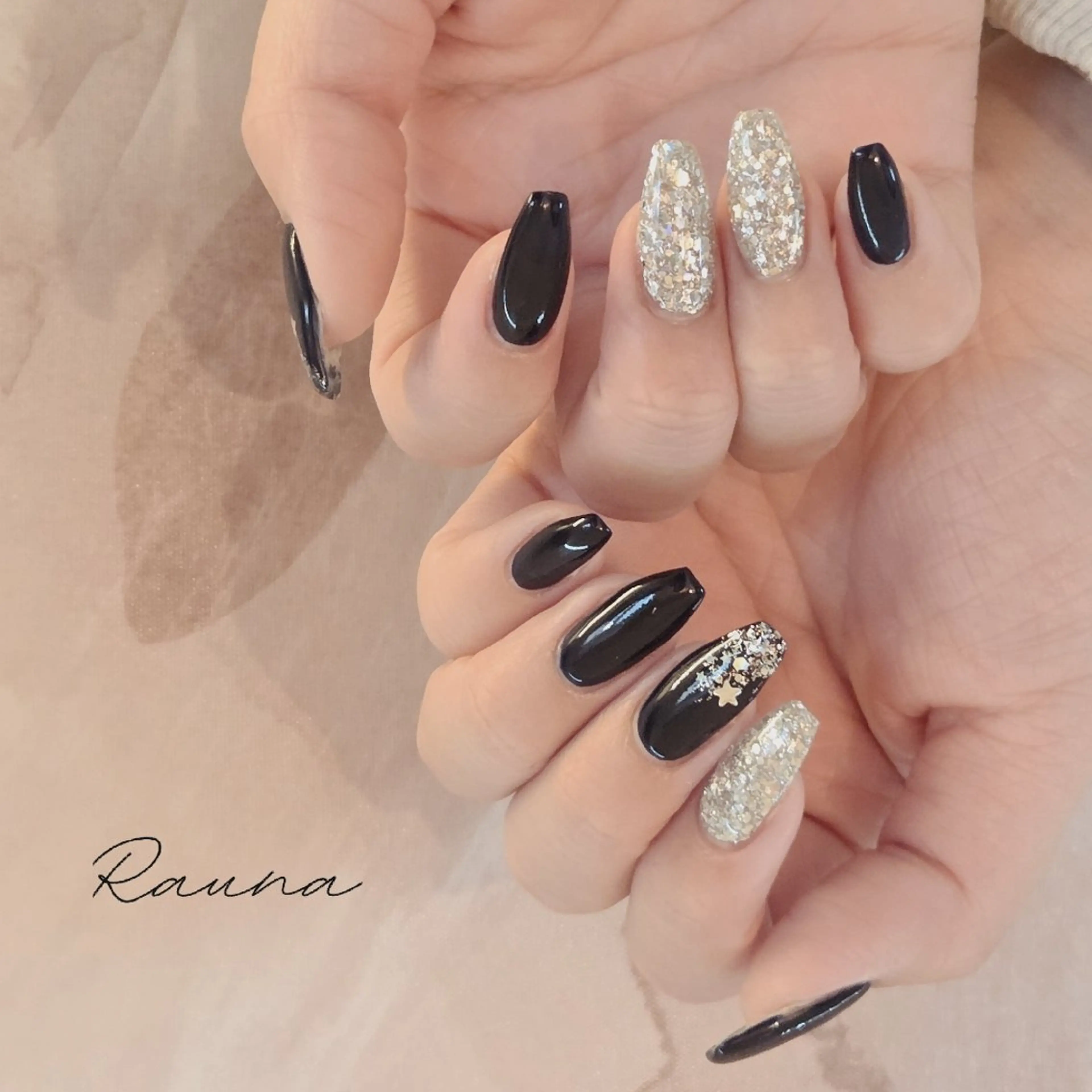 ネイル ハンドネイル Rauna nailsalon のネイルデザイン