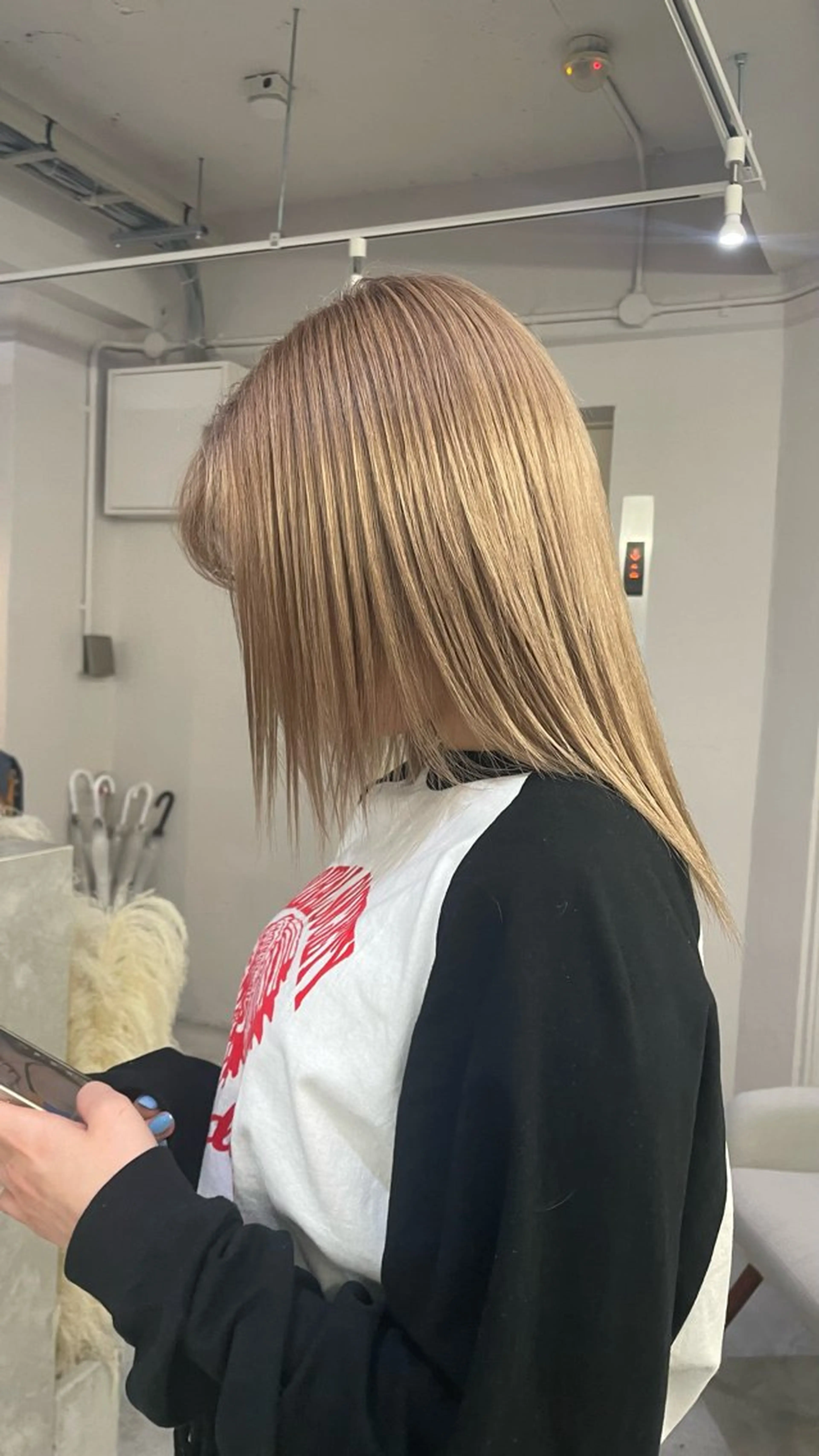 ミディアム ヘアカラー ブリーチ/ゆうと /ハイトーンのヘアスタイル