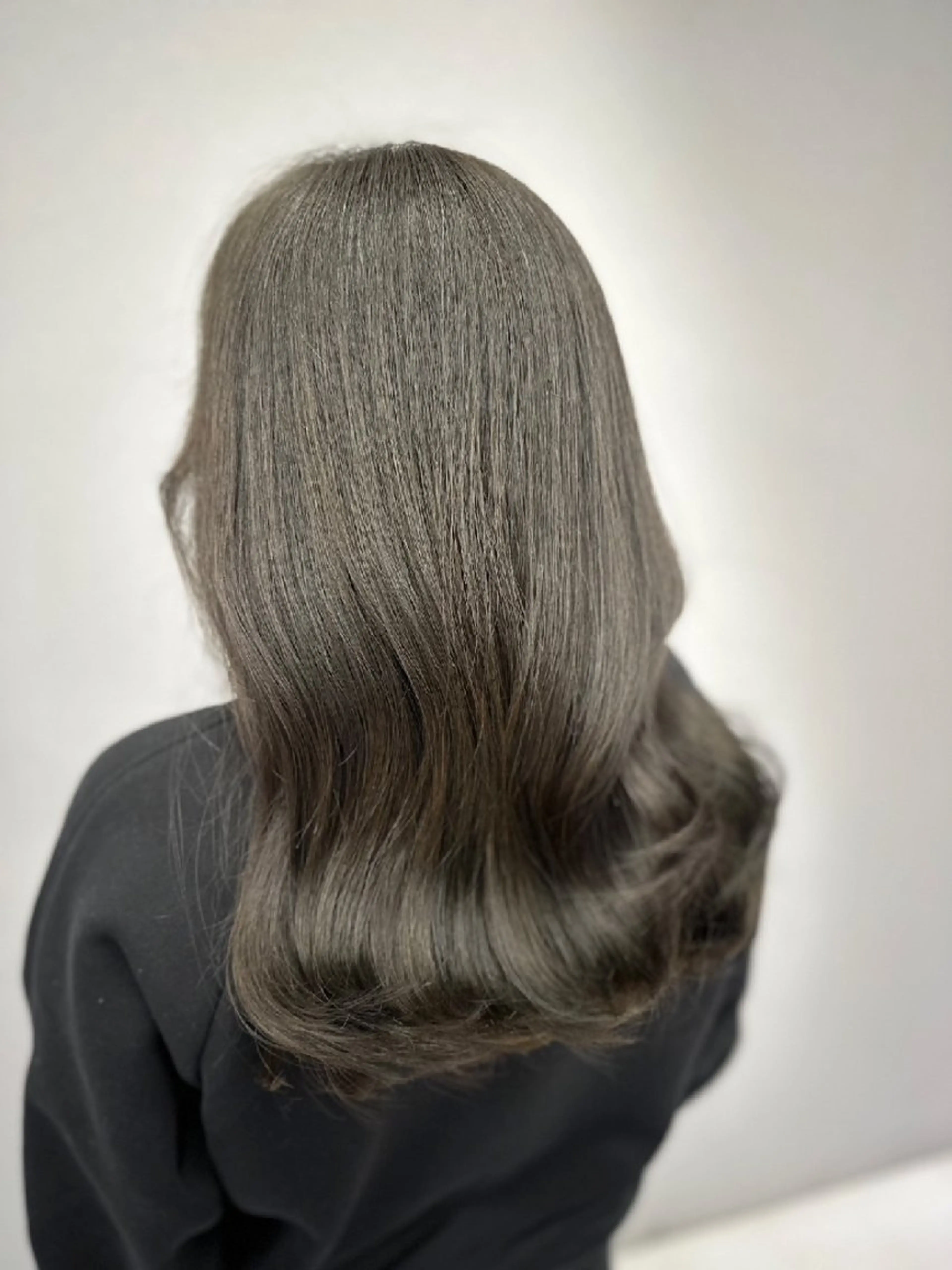 カラー ロング ヘアカラー トリートメント piLLon 心斎橋のヘアスタイル