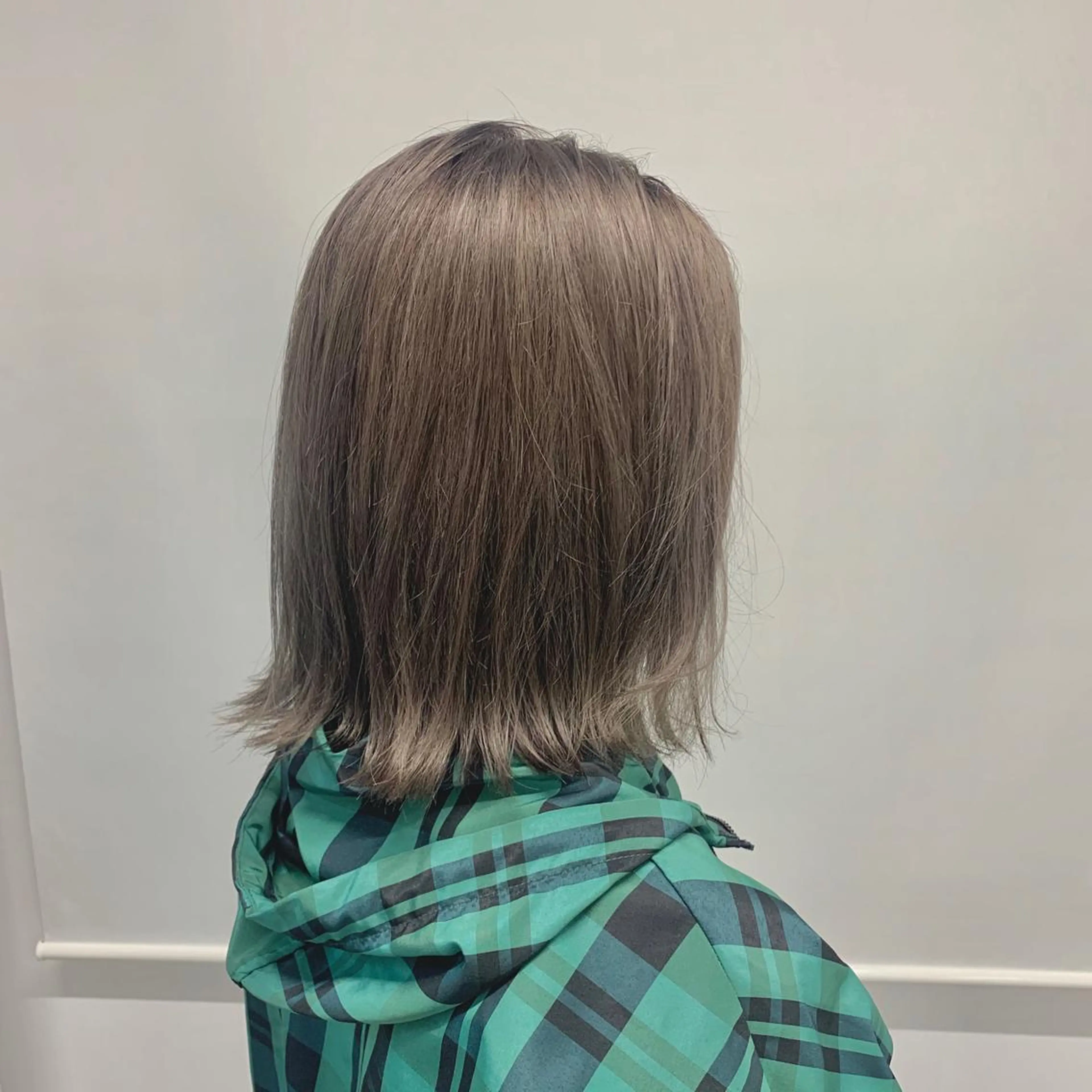 カラー MARU パーマ/レイヤーのヘアスタイル