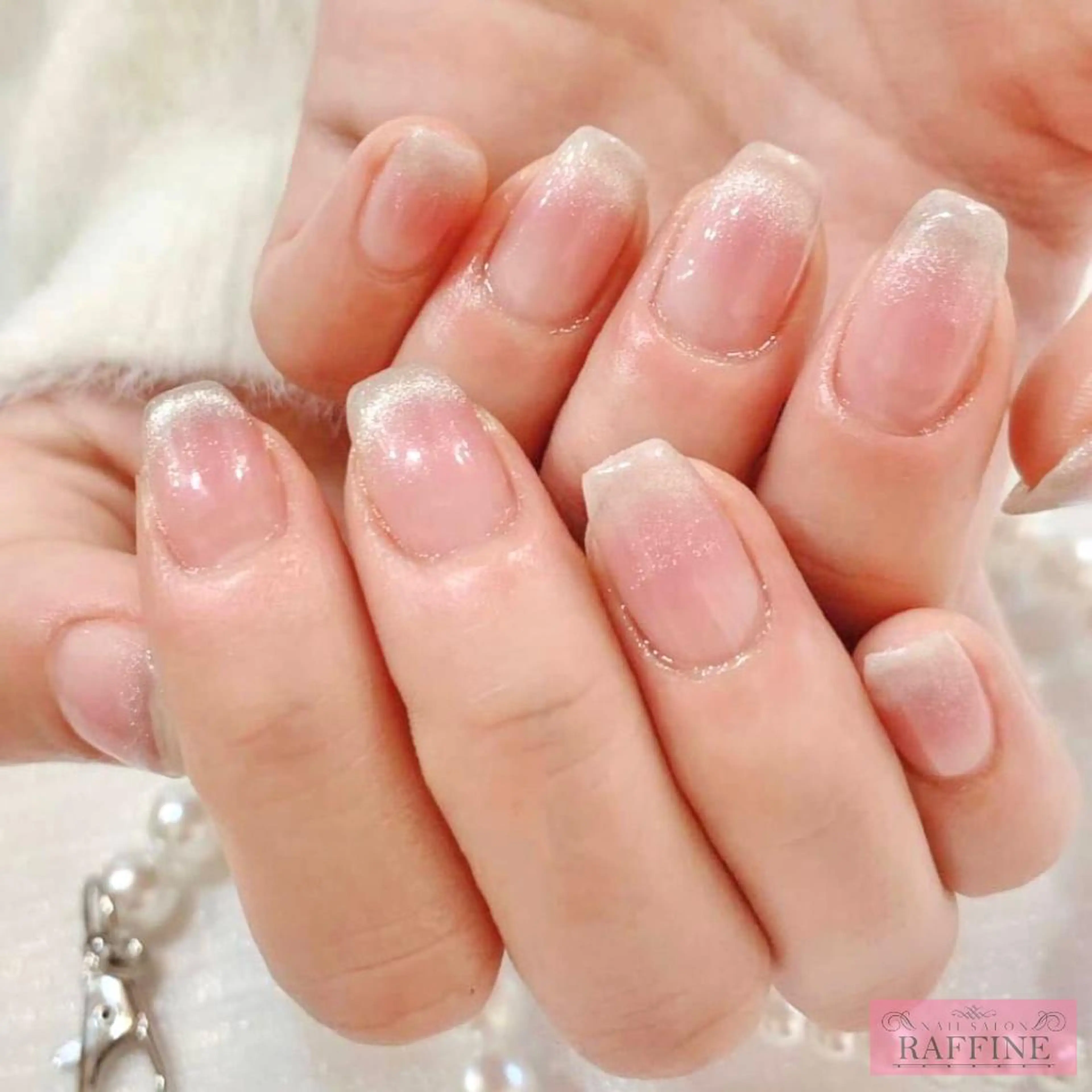 ネイル RAFFINE haru🦋🩵のネイルデザイン