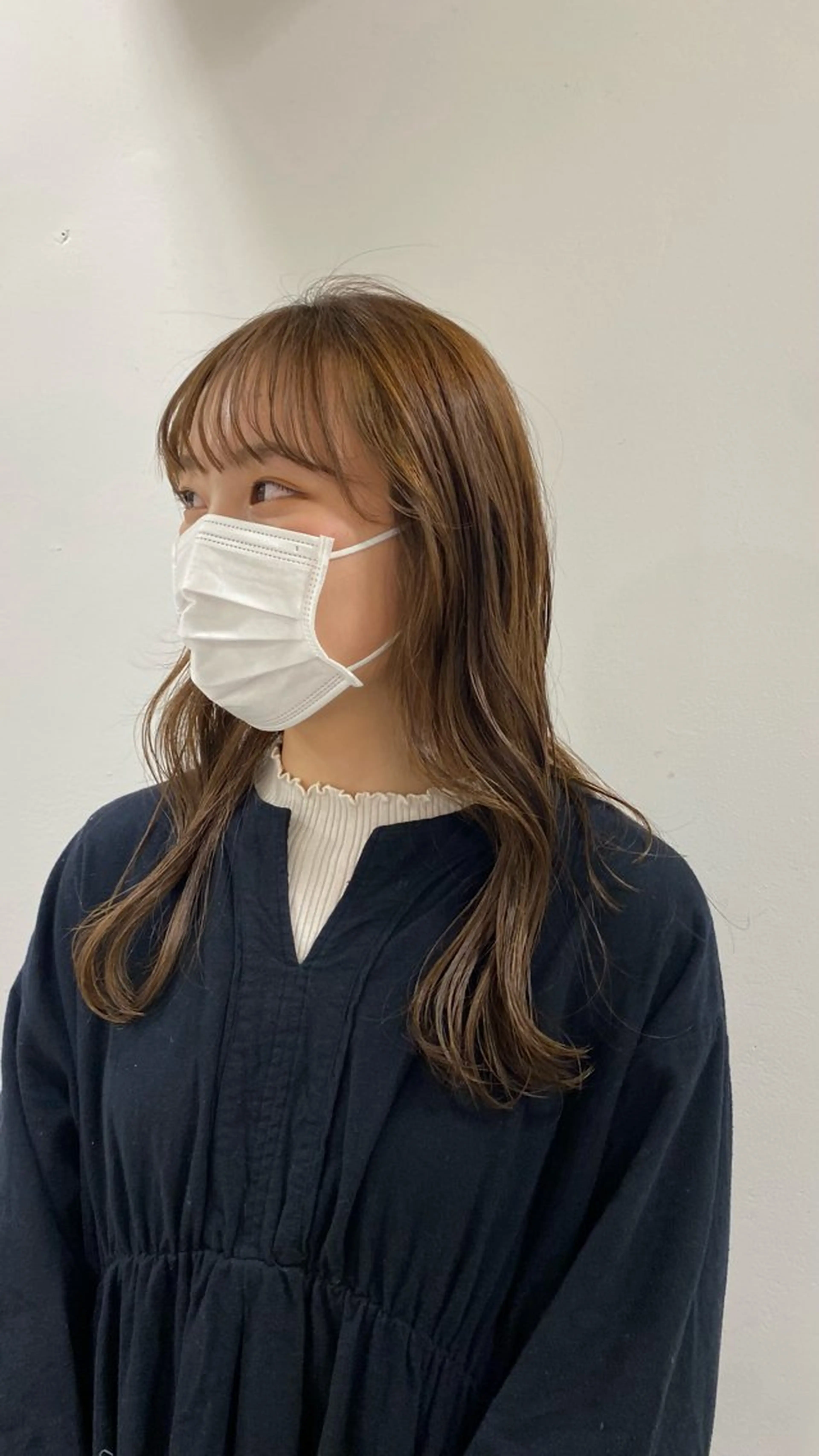 ロング 🍂透明感ベージュ カラー🍂森部杏菜のヘアスタイル