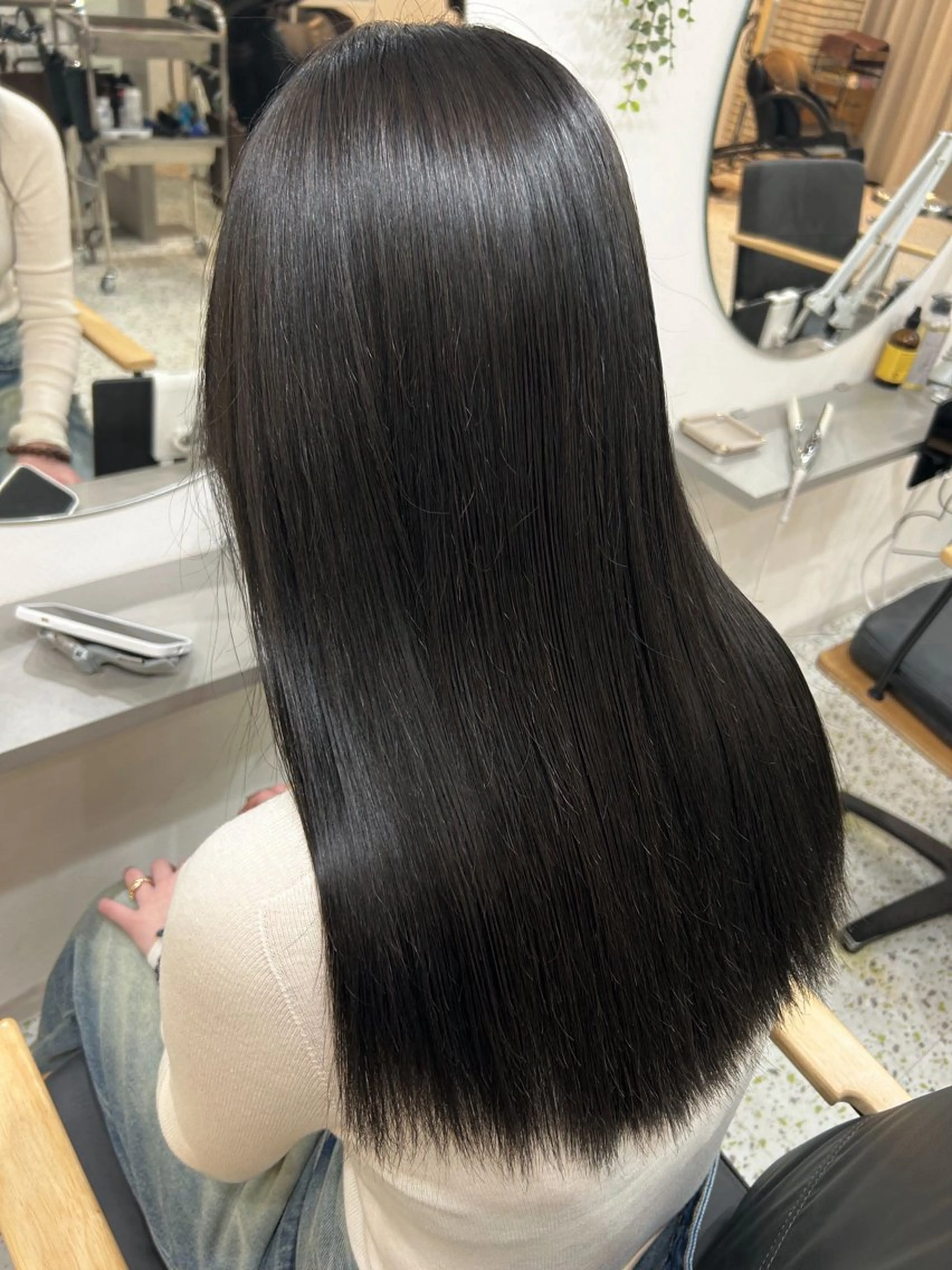 ロング 透明感カラー 莉々子のヘアスタイル