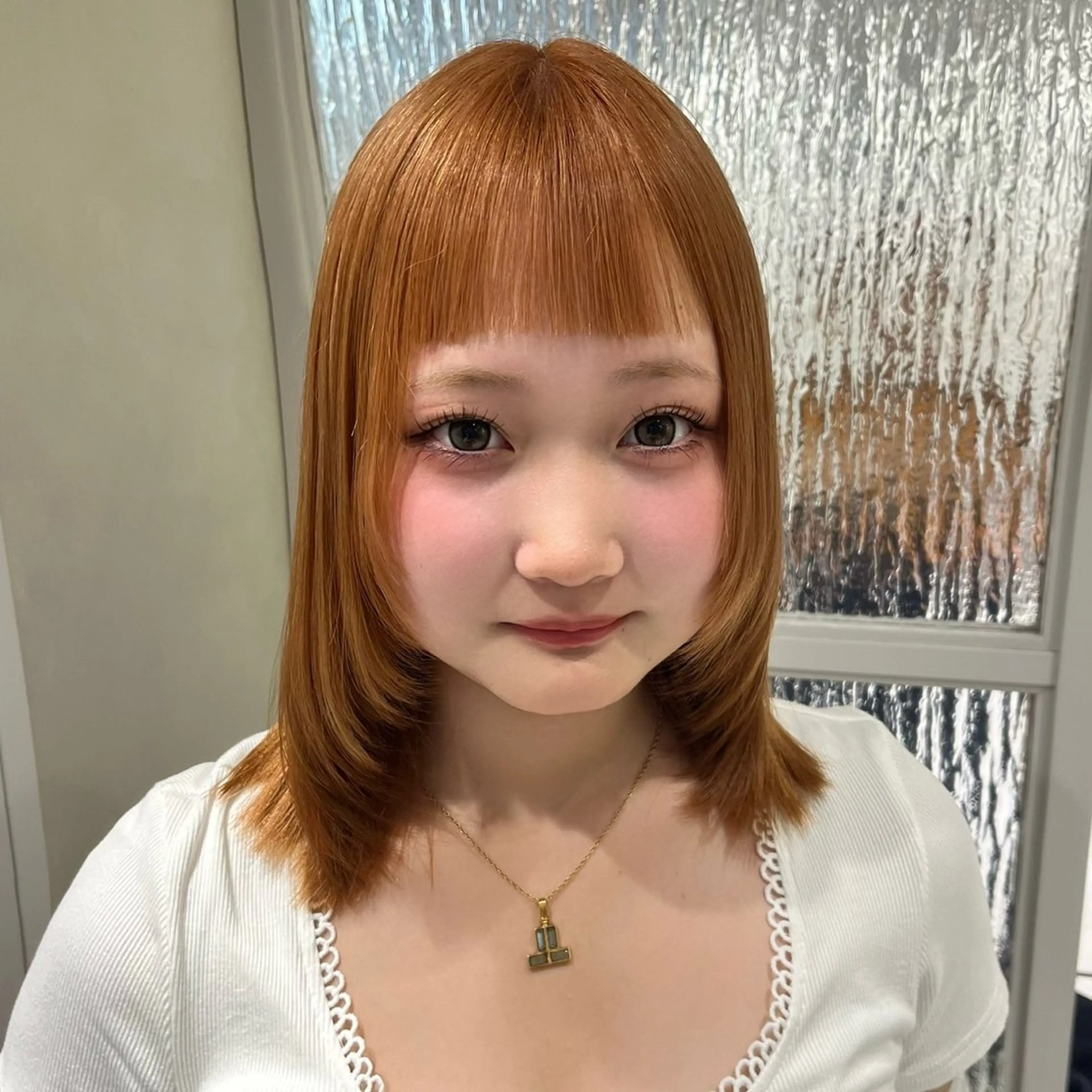 セミロング カラー アッシュ ベージュカラー ブルーカラー 透明感カラー グレージュ カット ハイトーン/ブリーチ 💙みずき💙のヘアスタイル