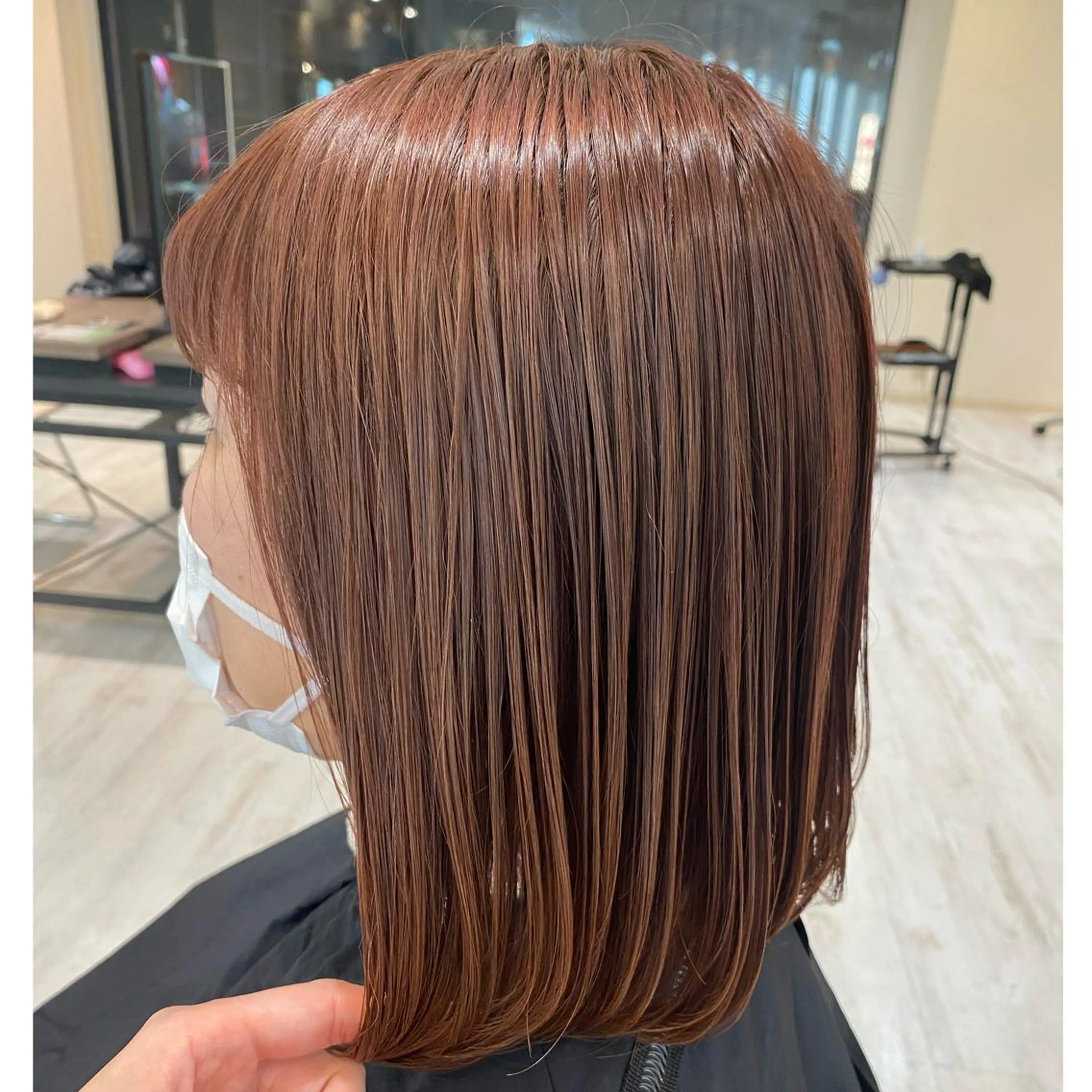 ミディアム カラー ブリーチ ブラウンカラー 透明感カラー ダブルカラー ブリーチなしカラー 小顔レイヤー/ ベージュ🤍Rieのヘアスタイル