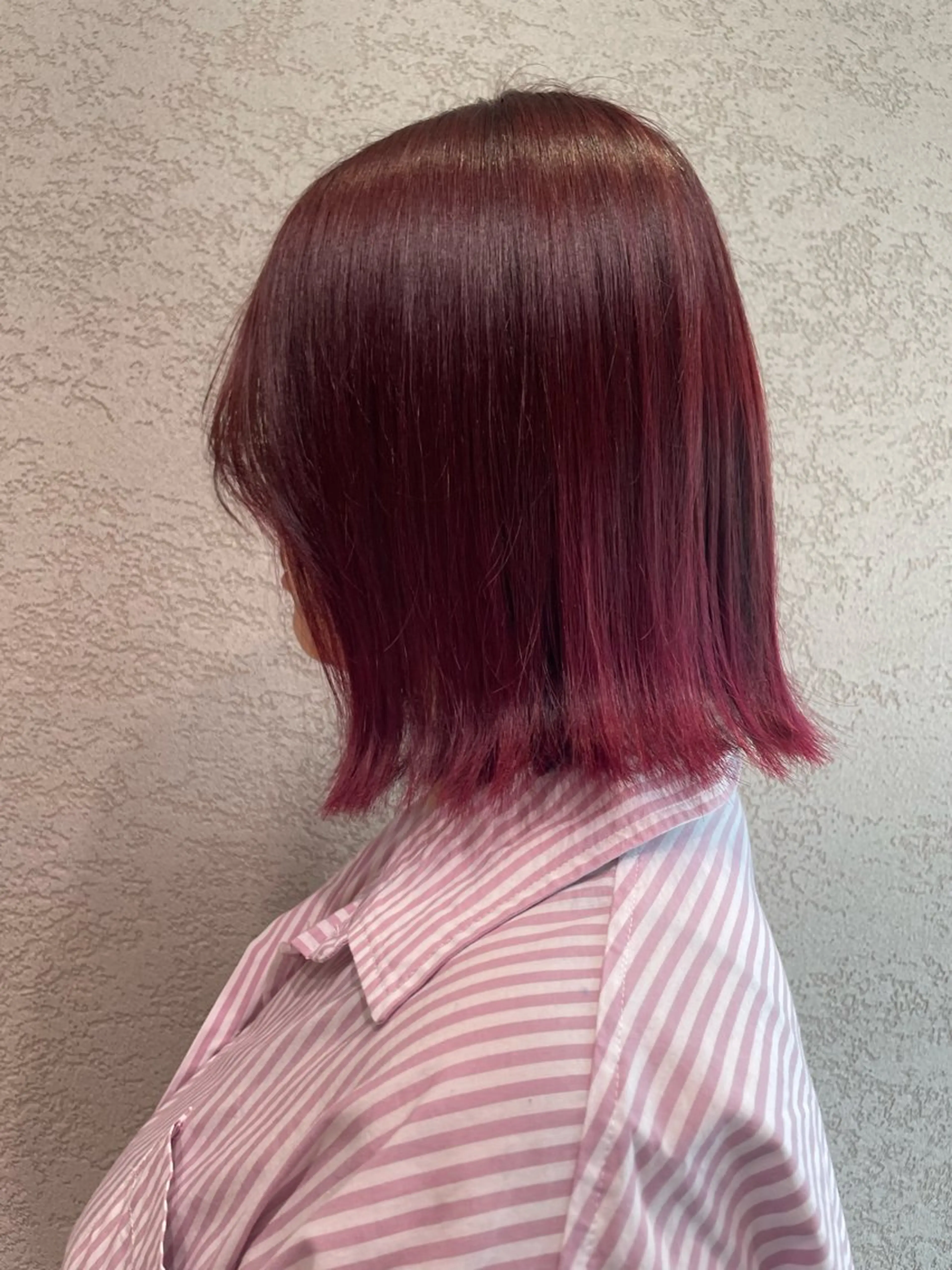 ミディアム ブリーチ🌟リタッチ 🎠KANON🎡のヘアスタイル