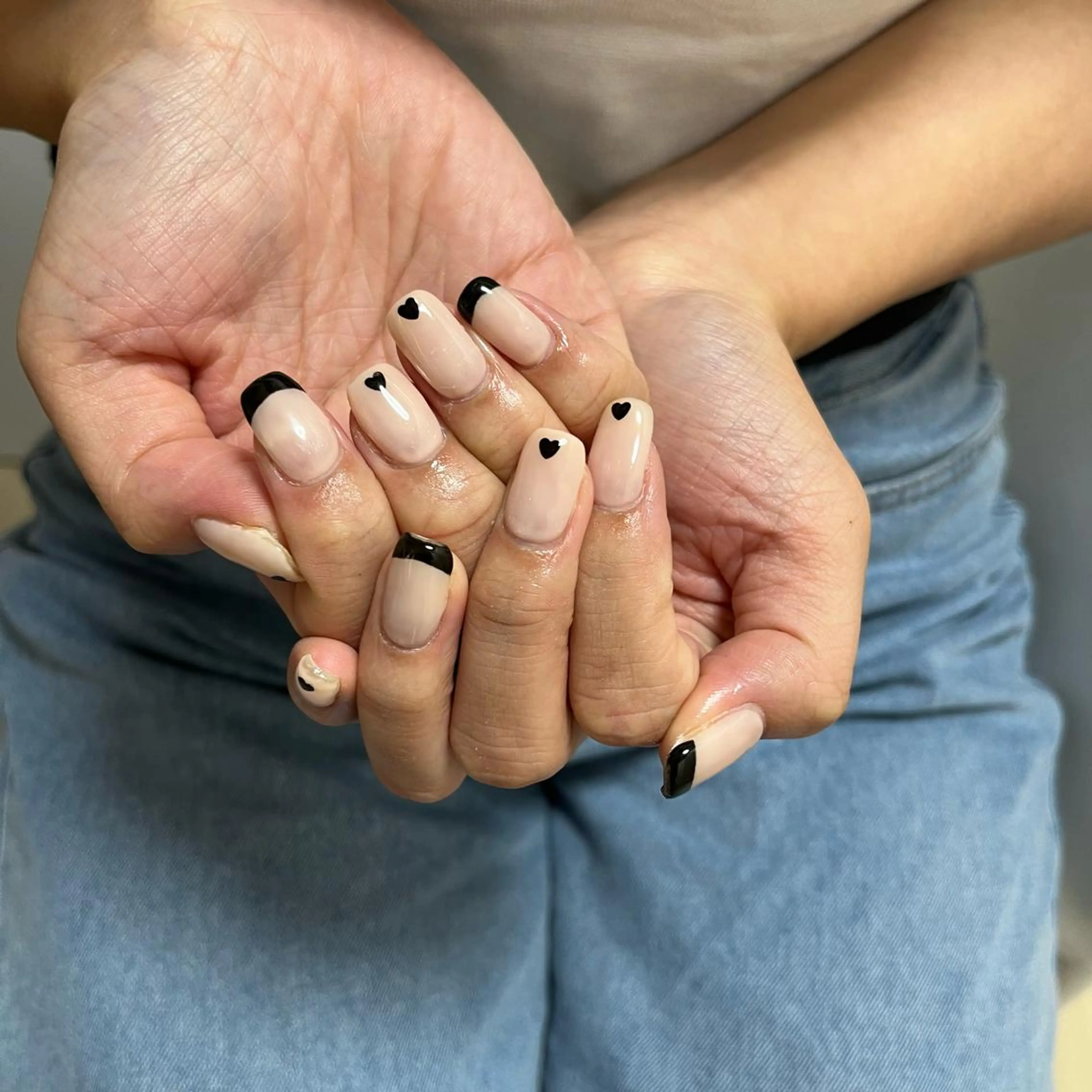 ハンドネイル 藤本 真心のネイルデザイン