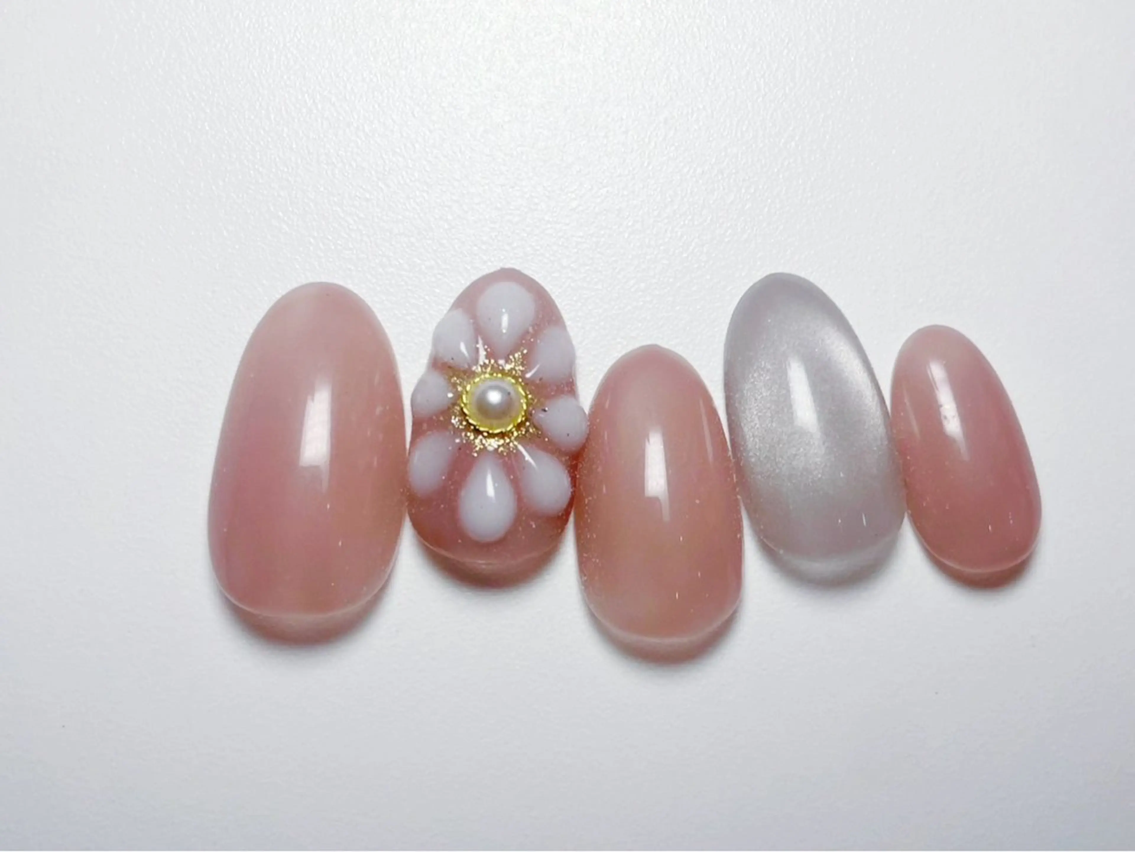 ネイル ハンドネイル Ito Aiのネイルデザイン