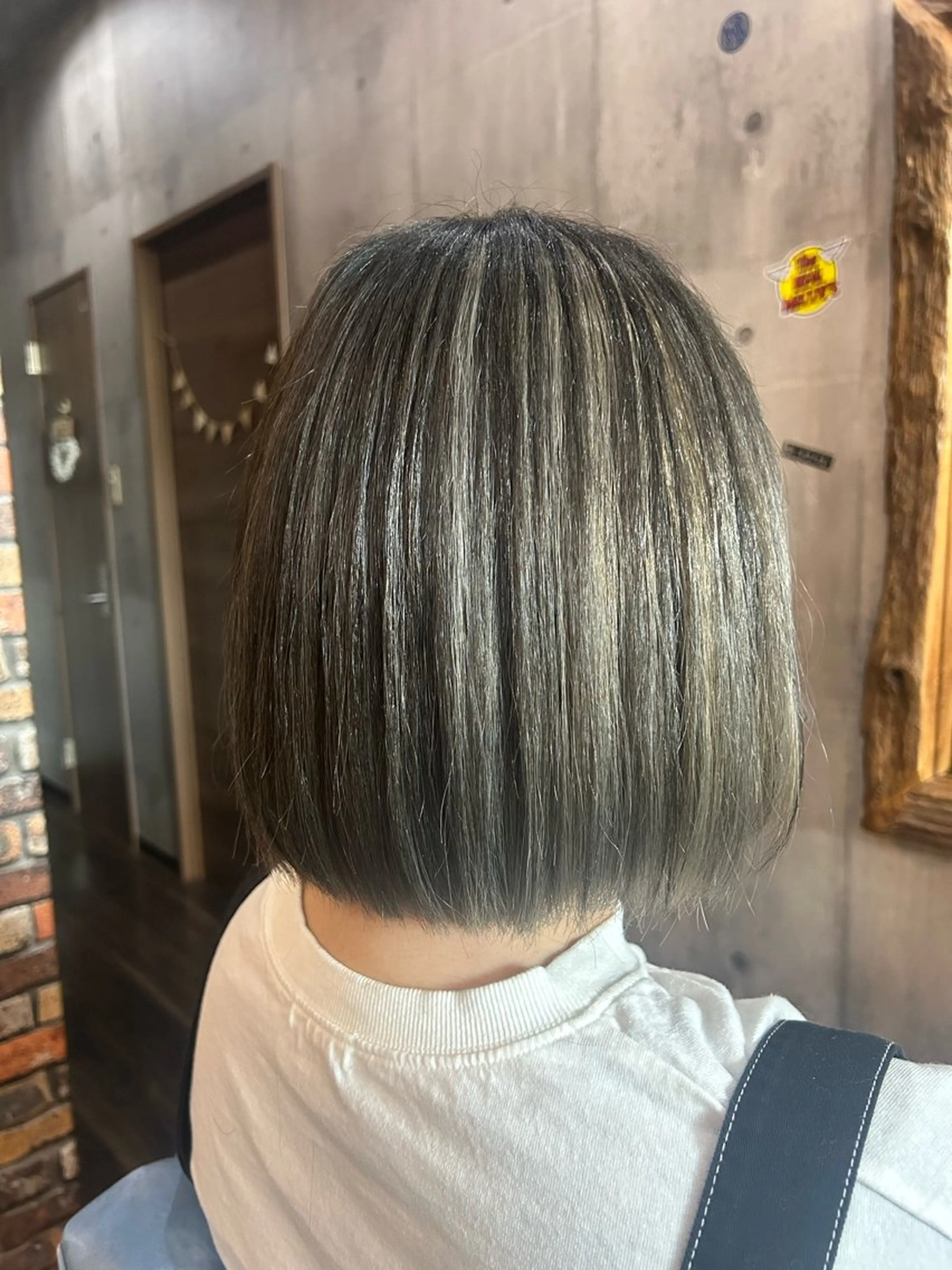 ショート higashi chiriのヘアスタイル