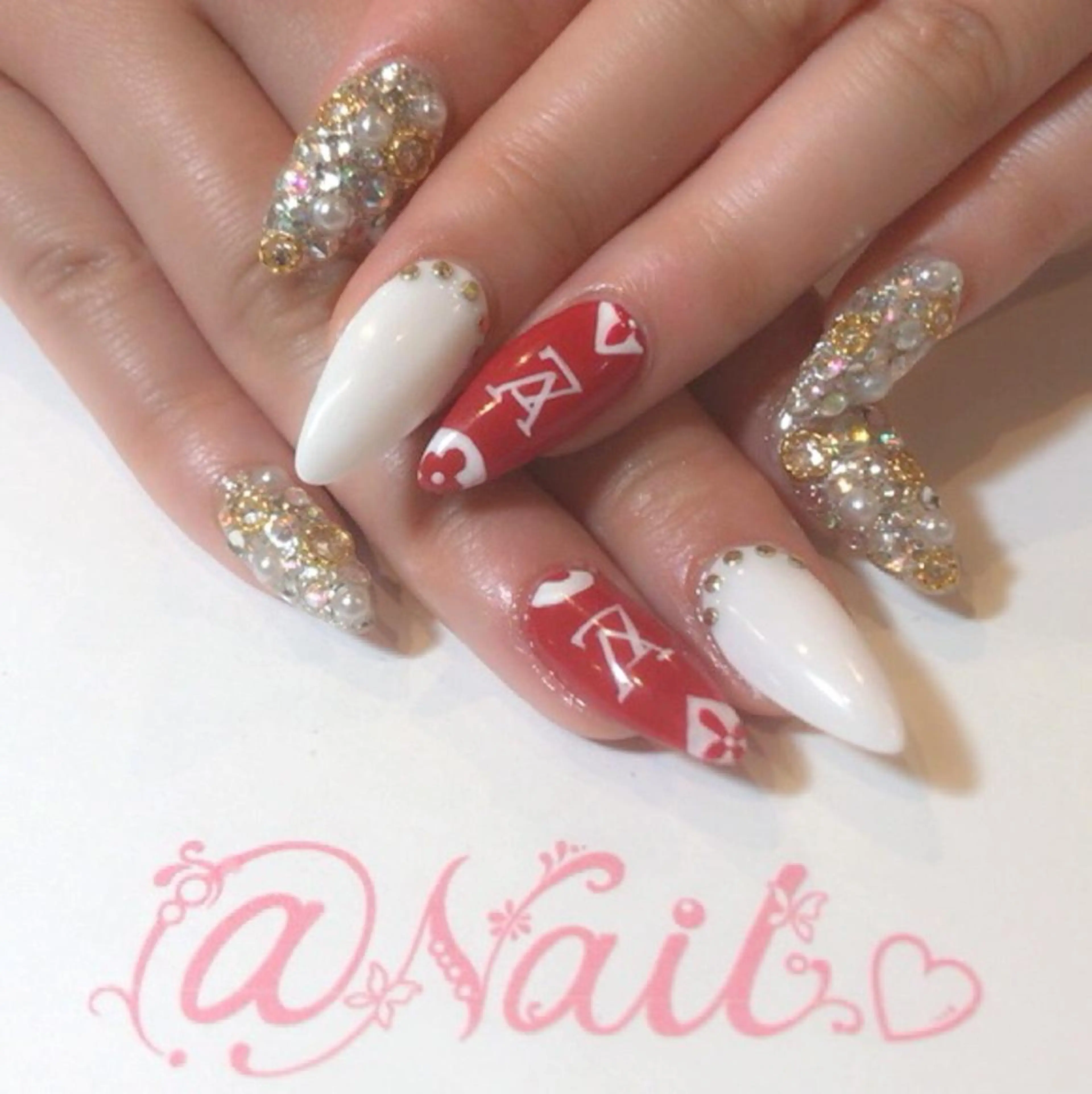 ネイル アートネイル フットネイル ジェルネイル 持ち込み スカルプネイル 小尾 栞のネイルデザイン