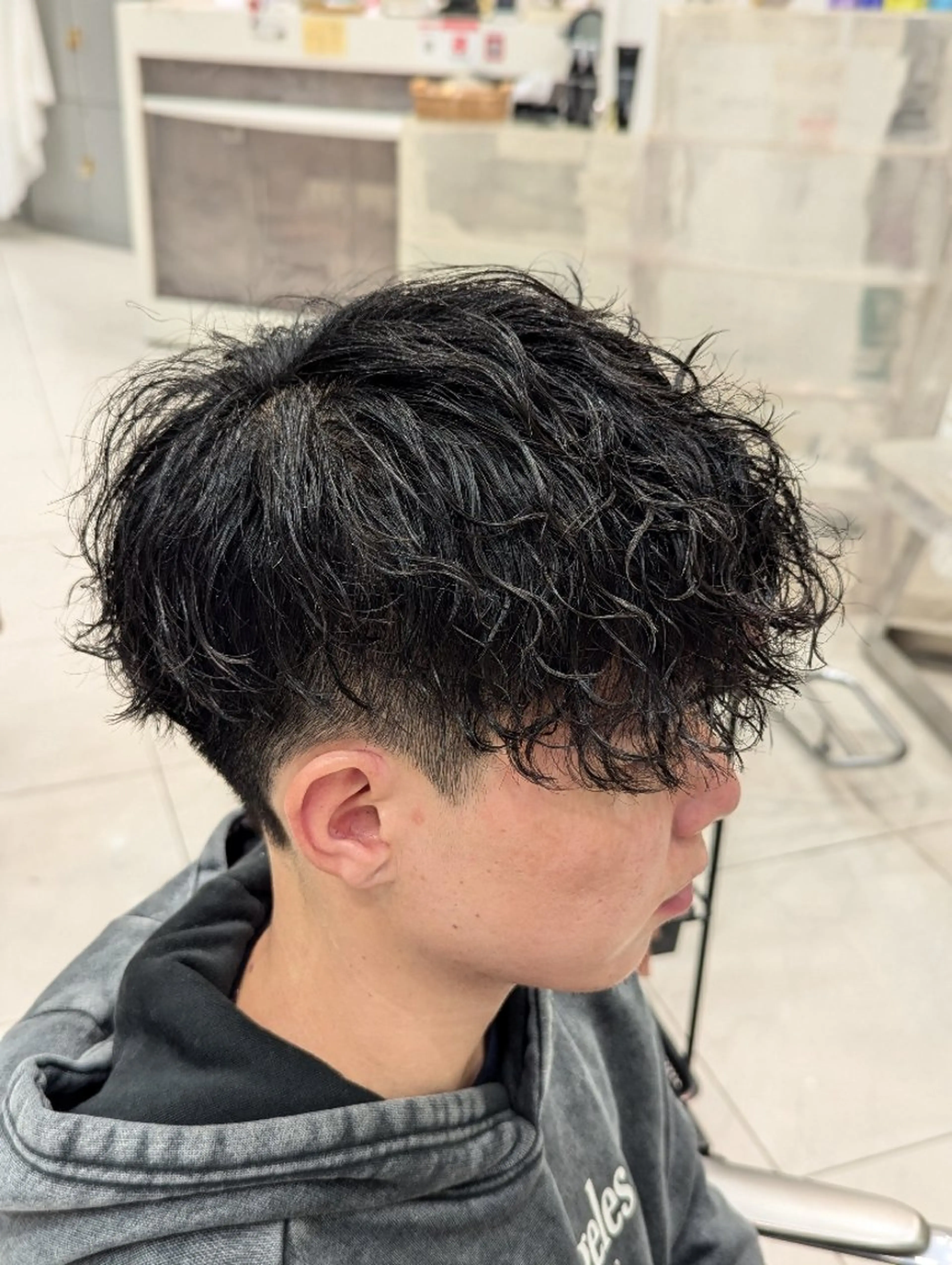 ショート メンズ パーマ スペインカール カット パーマ 髪質改善 カミムラのヘアスタイル