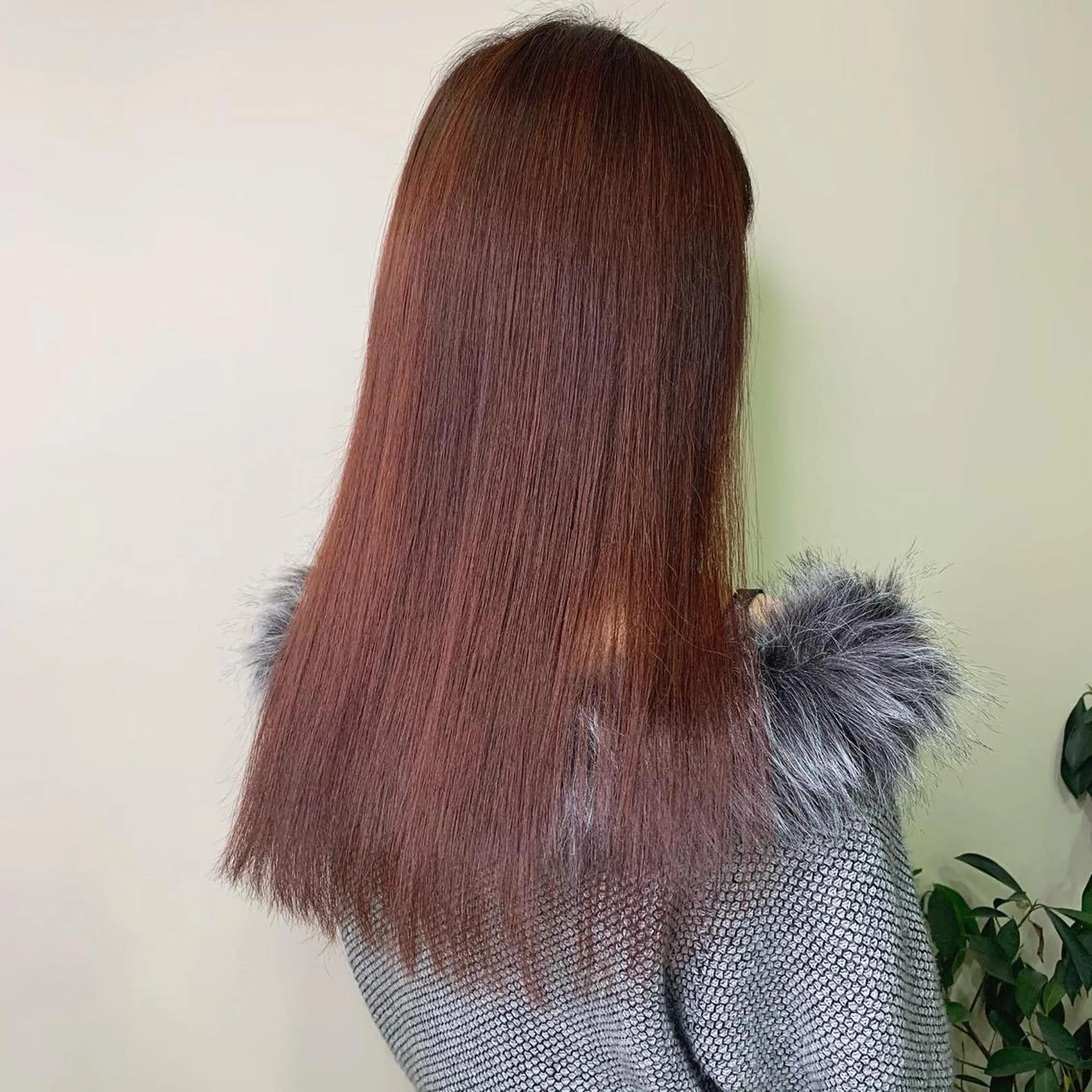 カラー ブラウンカラー ピンクカラー 染矢 優希のヘアスタイル