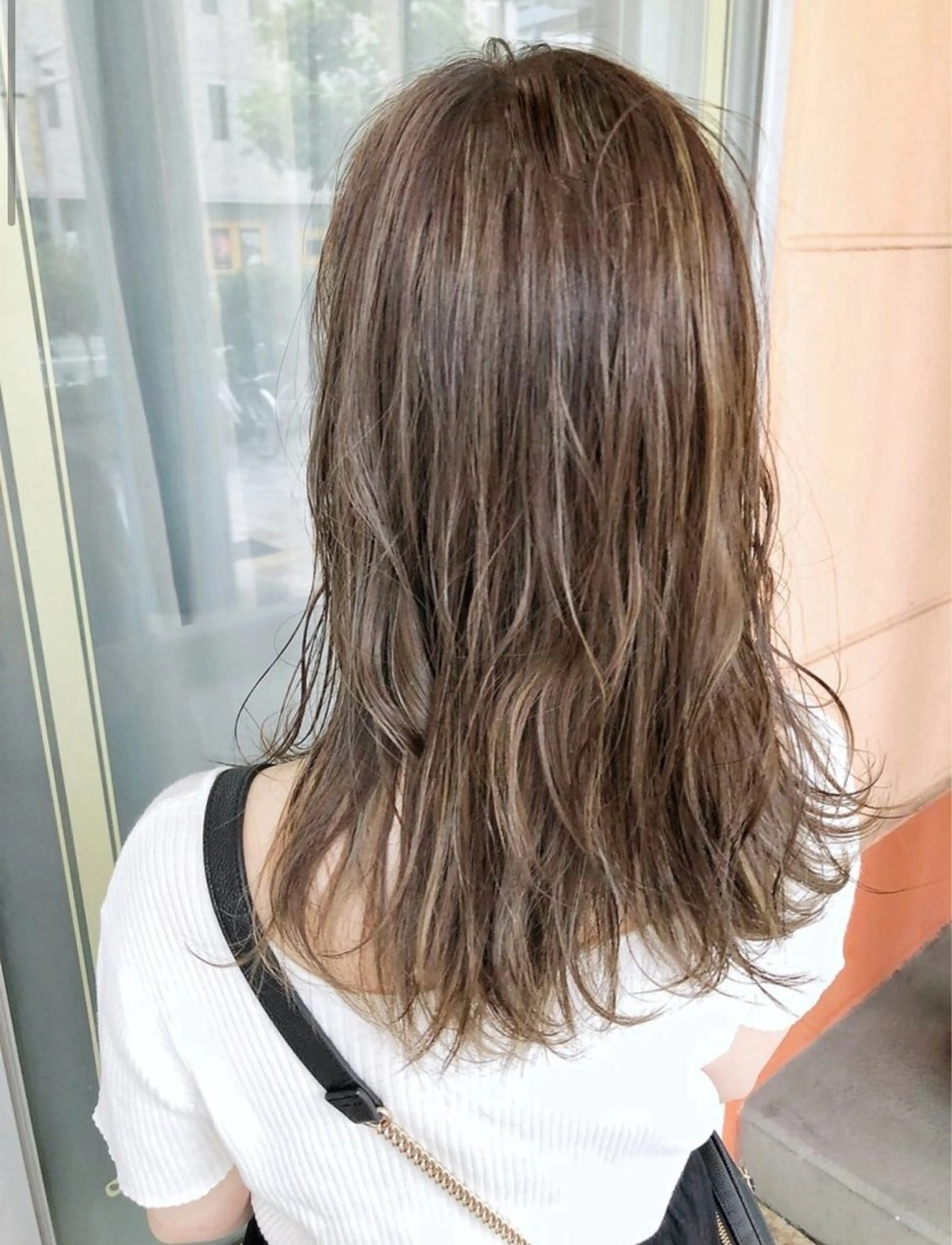 ロング カラー 艶感/透明感カラー Jinのヘアスタイル