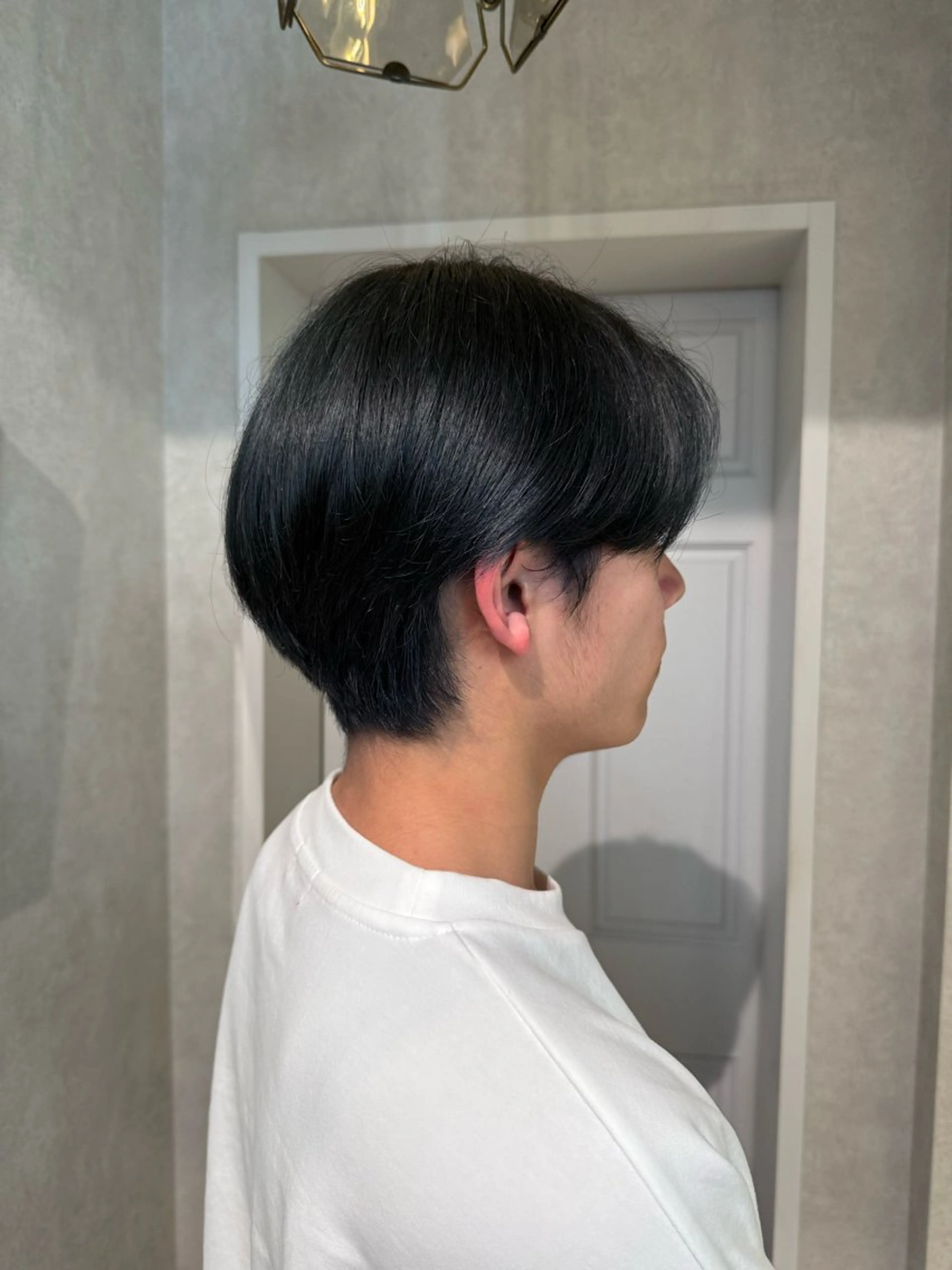 カラー 黒髪 ブリーチ ブルーカラー ブルーブラック ケアブリーチ *.+゚ ゆな🪄︎︎◝✩のヘアスタイル