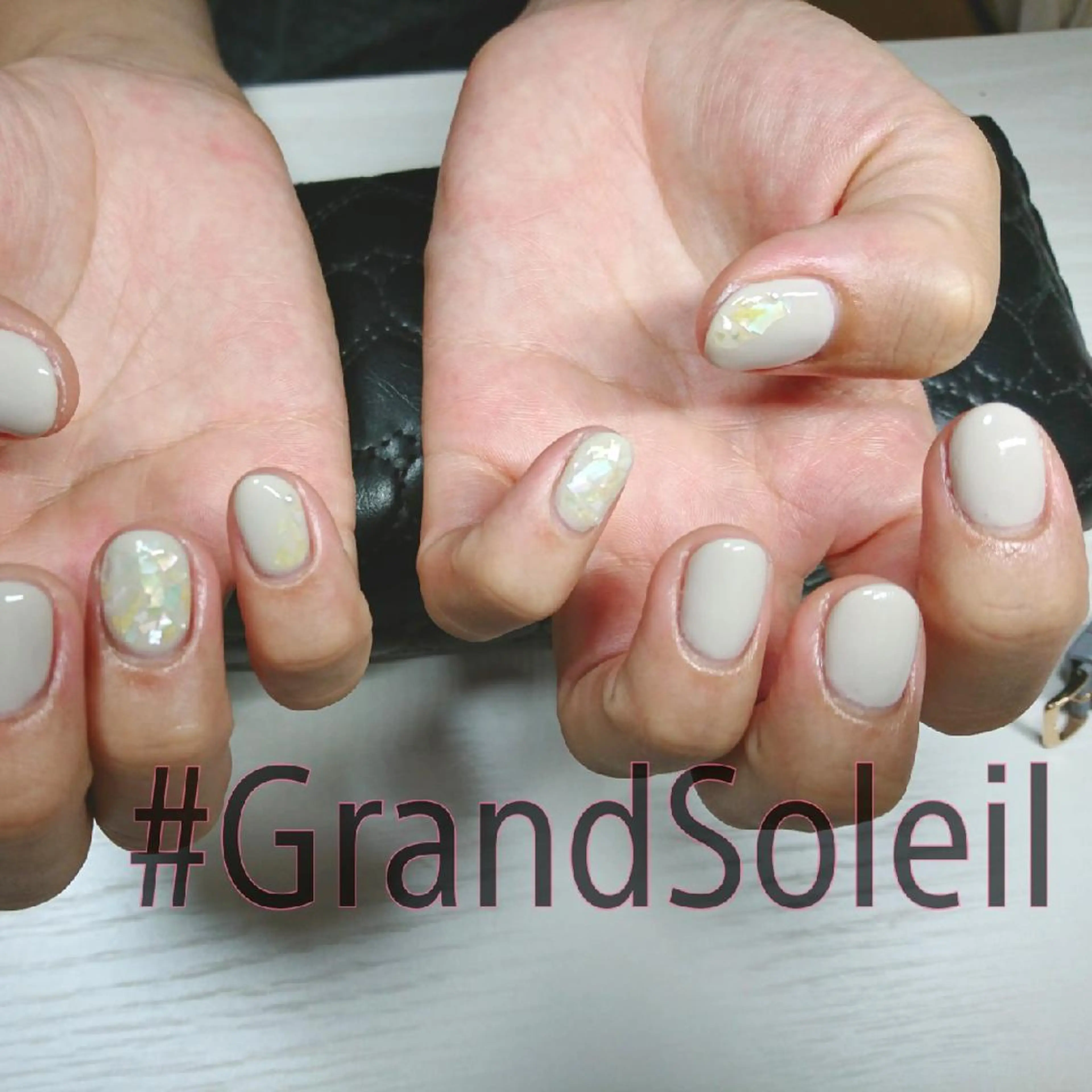 ネイル グランドソレイユ （駐輪場あり）のネイルデザイン