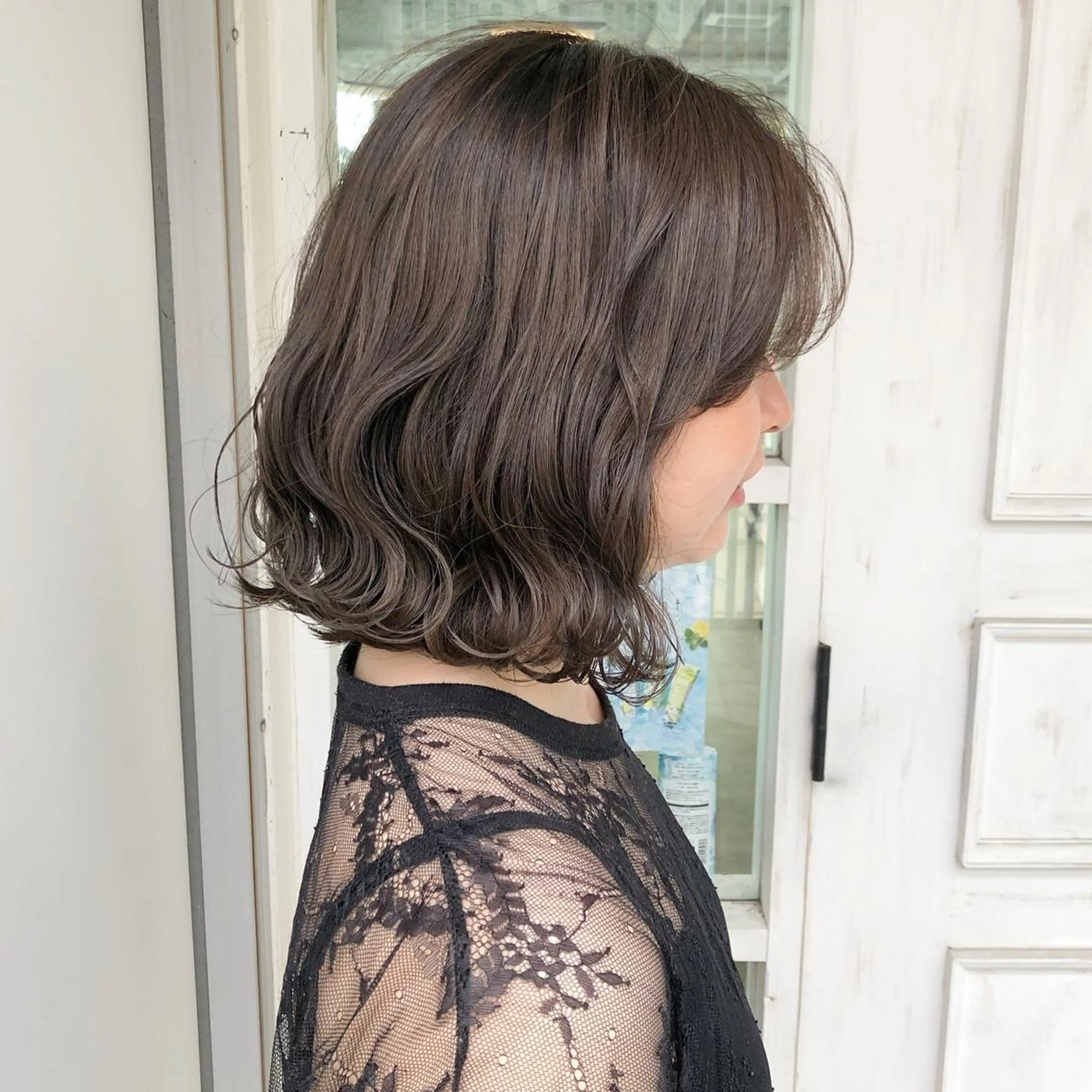 ミディアム カラー 榎園 由美のヘアスタイル