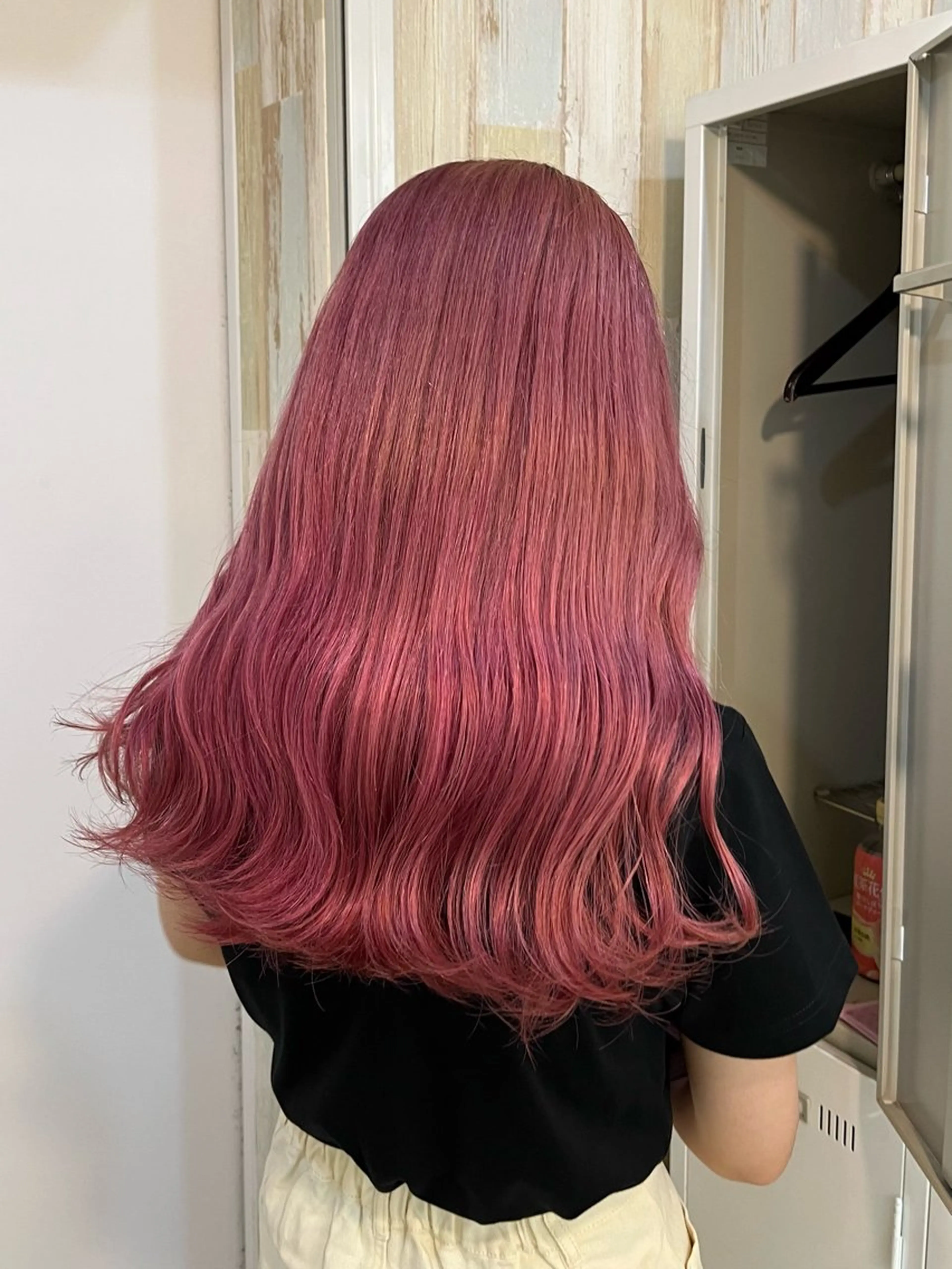 ロング カラー ブリーチ ピンクカラー くびれヘア ヘアカラー トリートメント 🦋レイヤー職人 猪瀬玲奈🦋のヘアスタイル