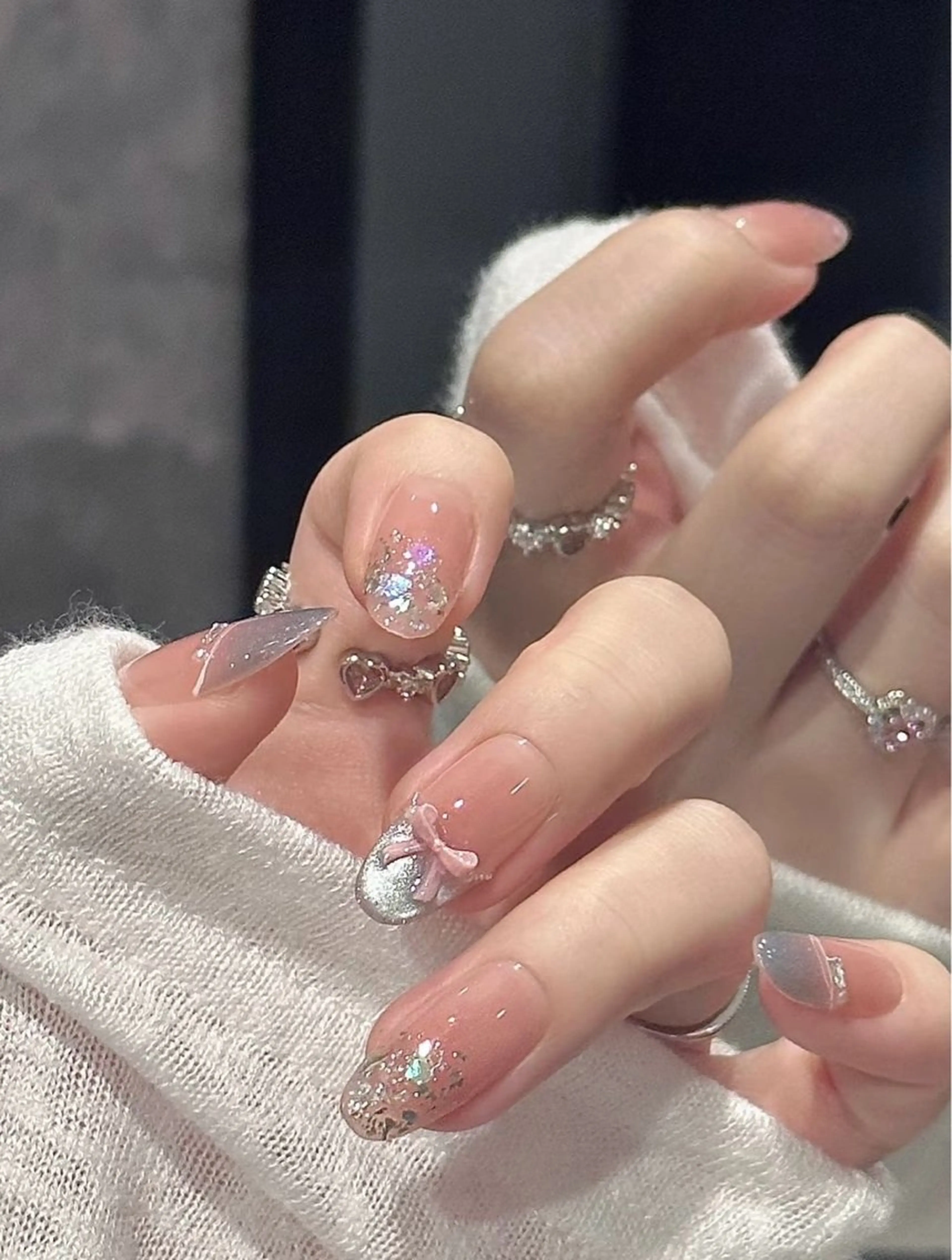 カラー グラデーションカラー ピンクカラー ハンドネイル AIN Nailのネイルデザイン