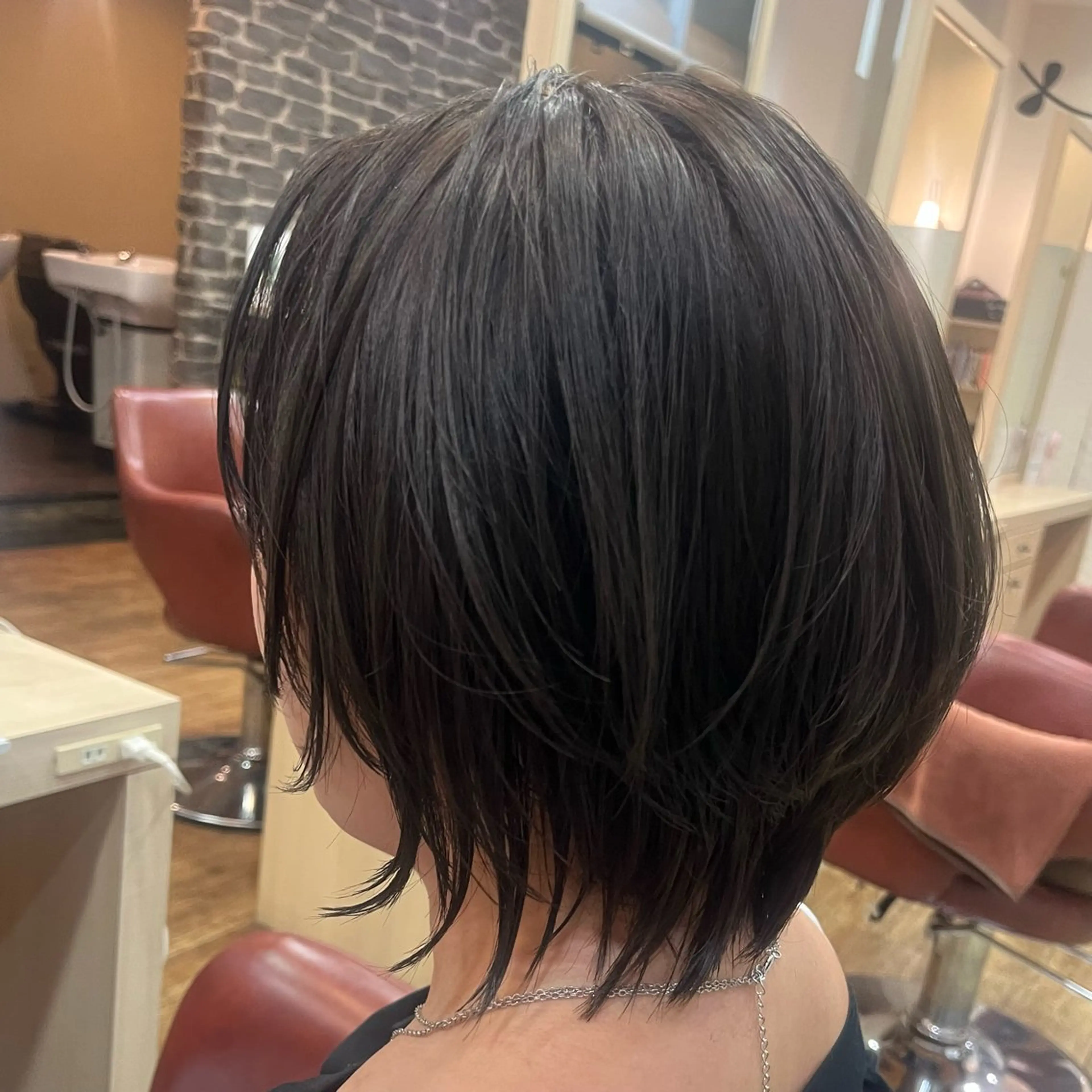 ショート ショートヘア ウルフカット アトリエファゴ Noaのヘアスタイル