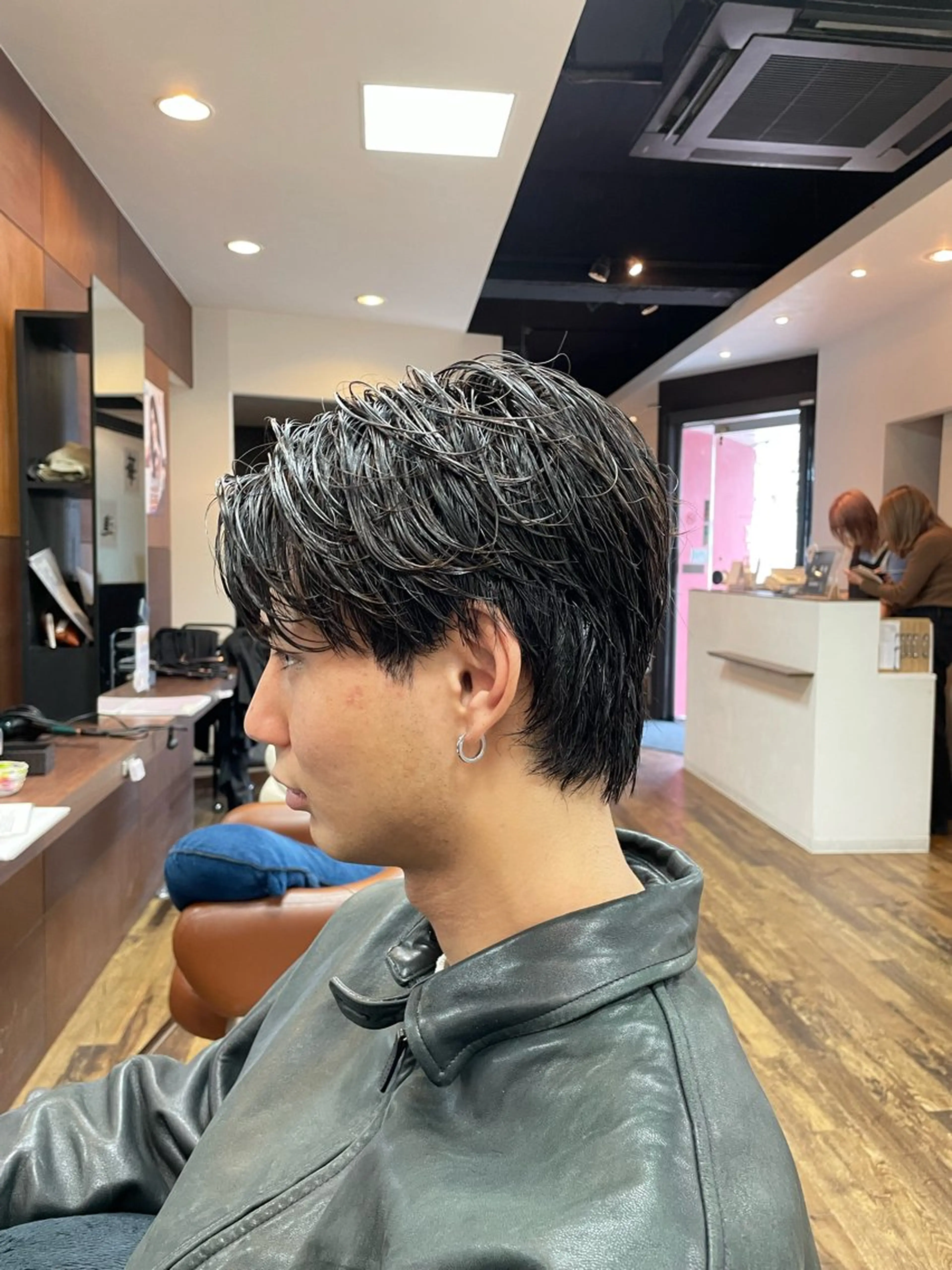 メンズ センターパート ジールヤマグチ朝霧駅前店所属・渋谷 洸貴のヘアスタイル