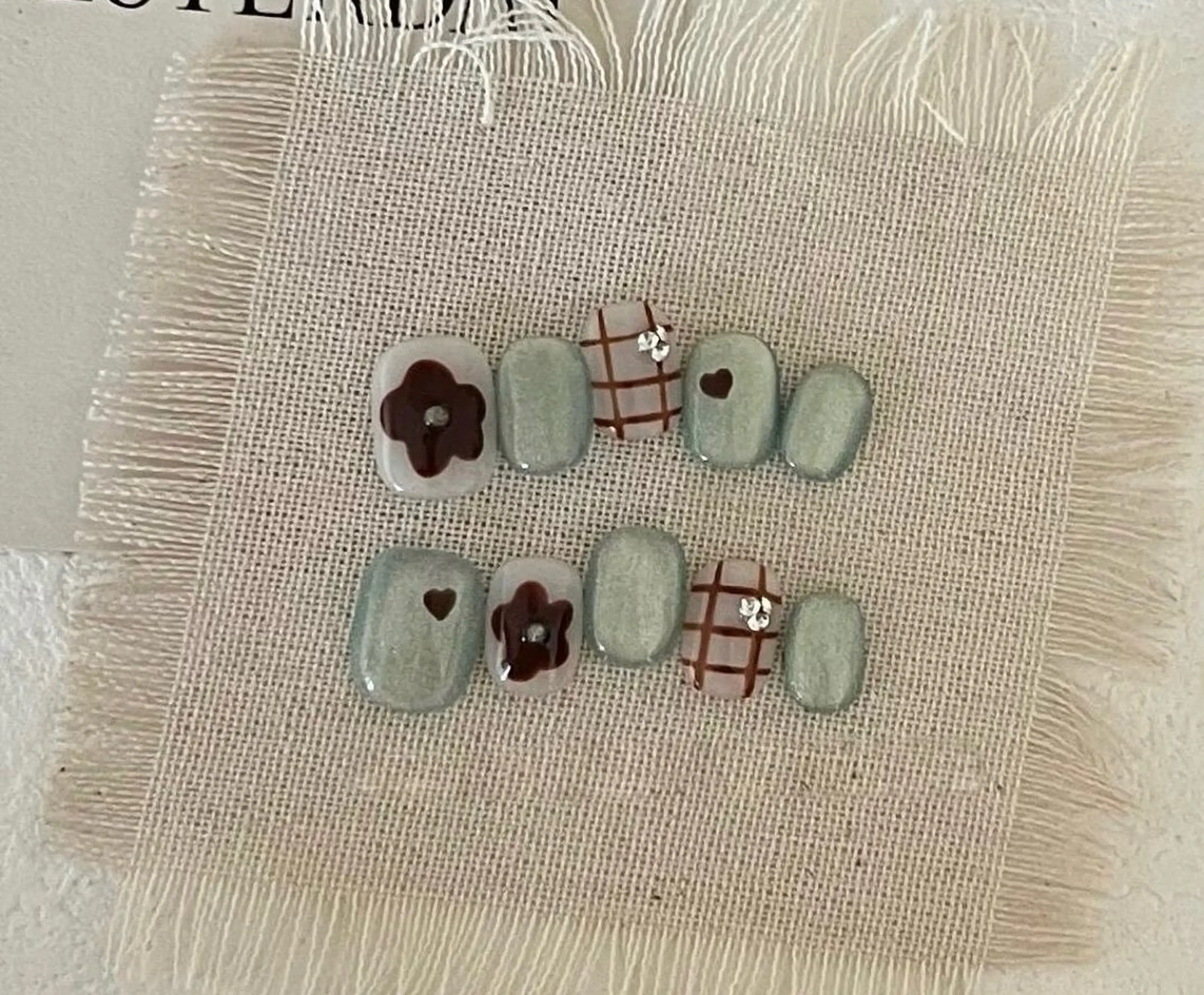 ネイル ハンドネイル こまつ ななのネイルデザイン