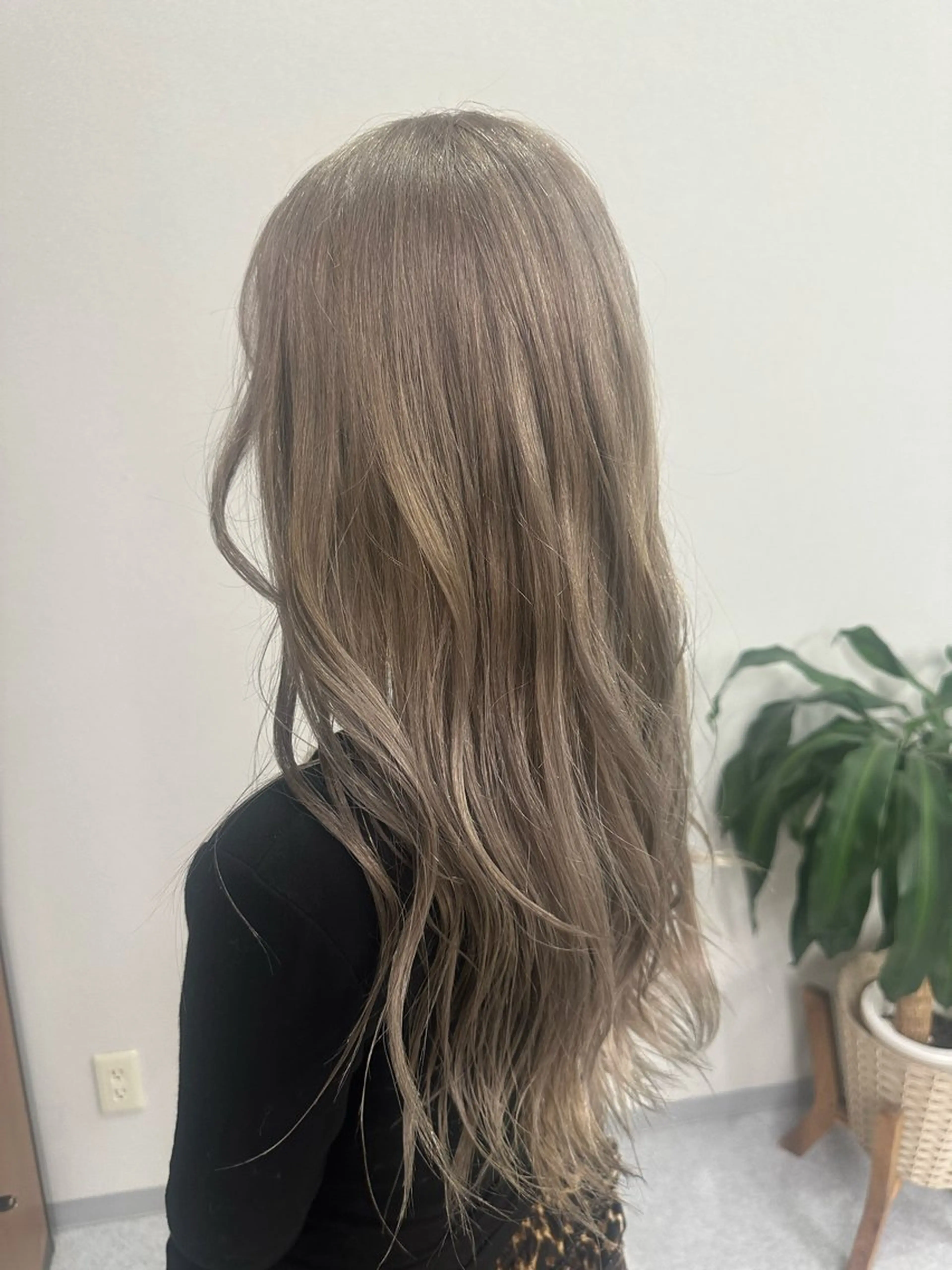 ロング ヘアカラー 中島 大聖のヘアスタイル