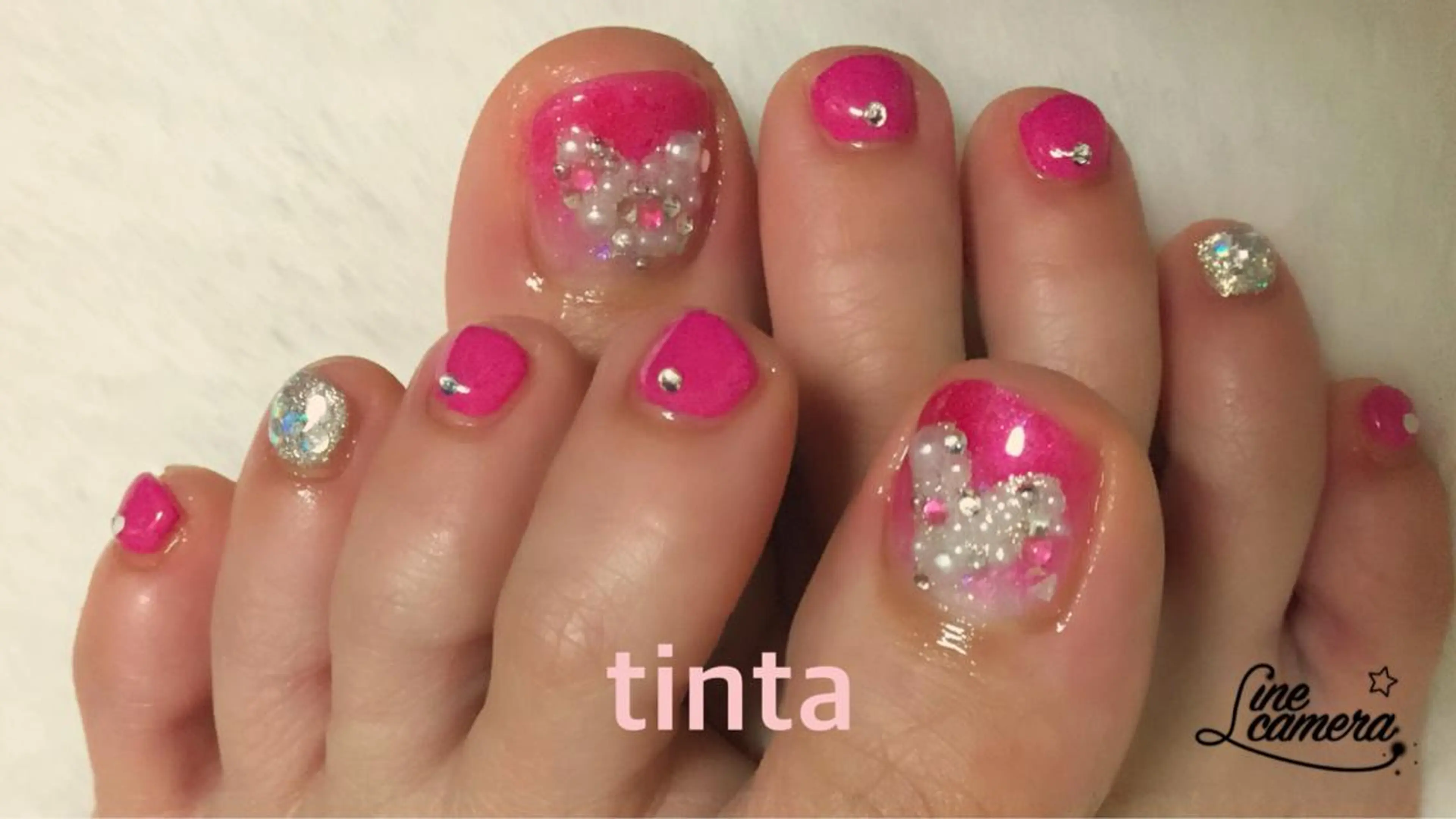 ネイル フットネイル ハート ネイルサロン ティンタ所属・馬場 典子のネイルデザイン