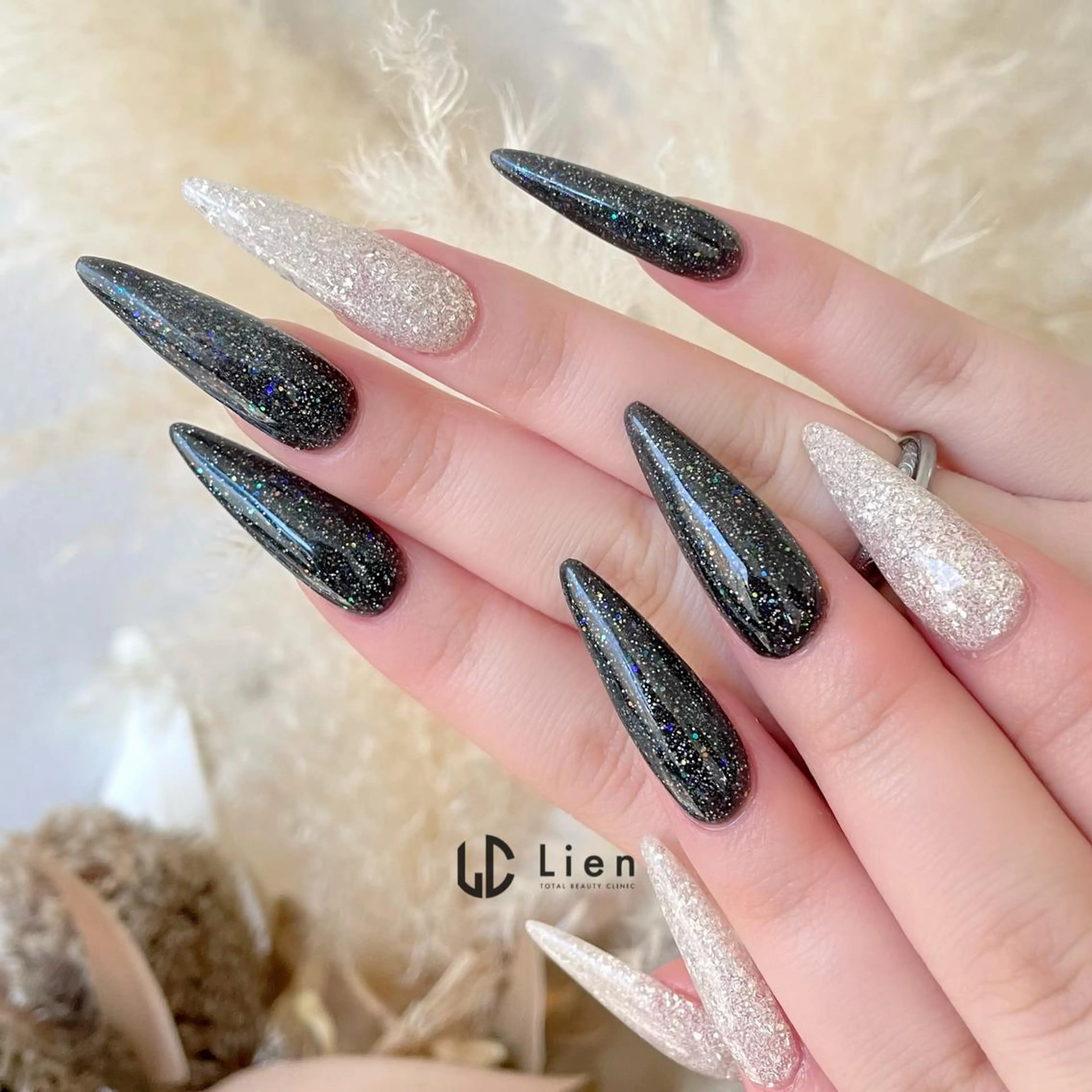 ネイル 山田 真里のネイルデザイン