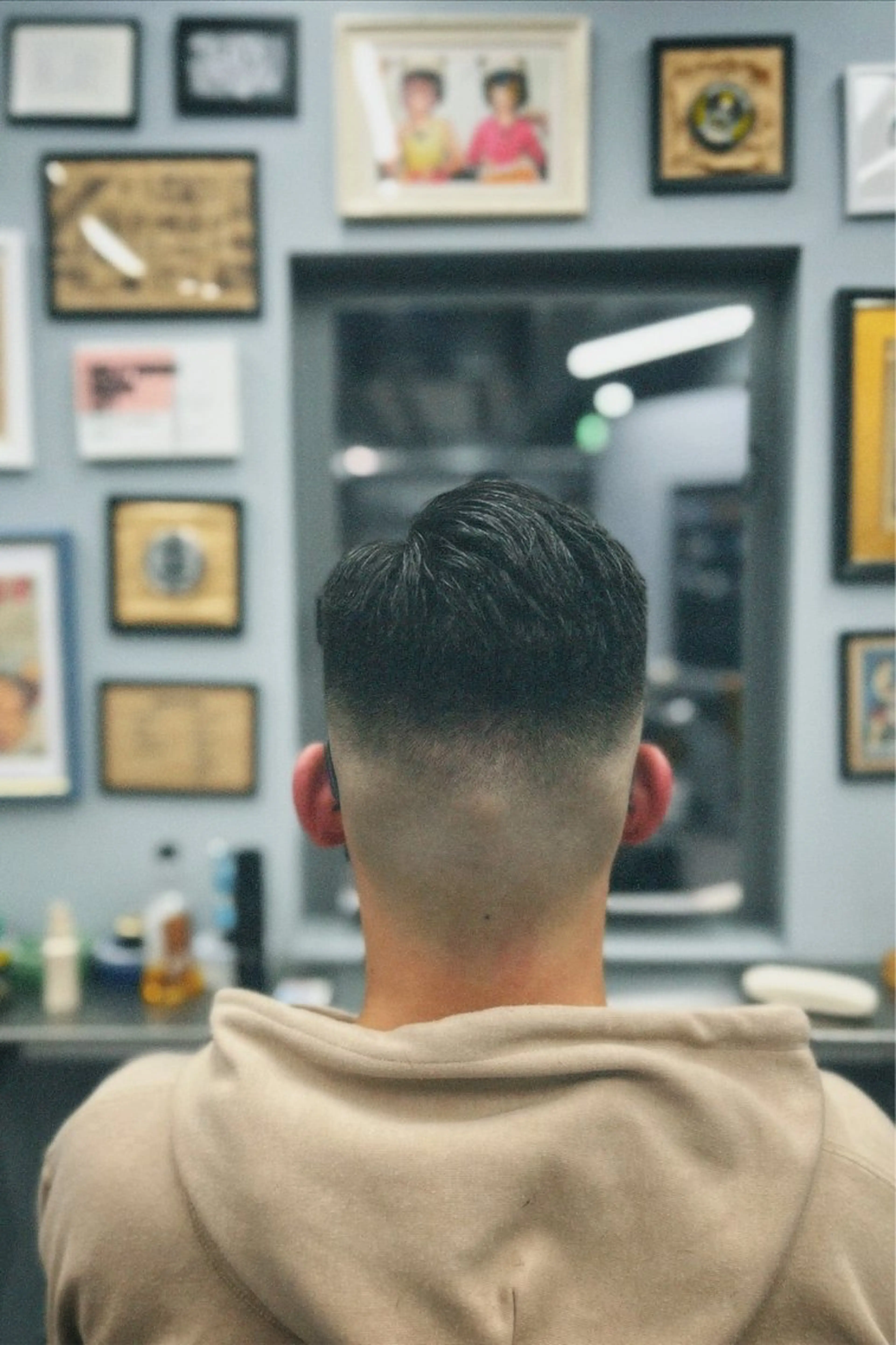 ショート メンズ センターパート フェードカット マッシュ メンズパーマ メンズツイストパーマ 池袋メンズパーマ フェード純平のヘアスタイル