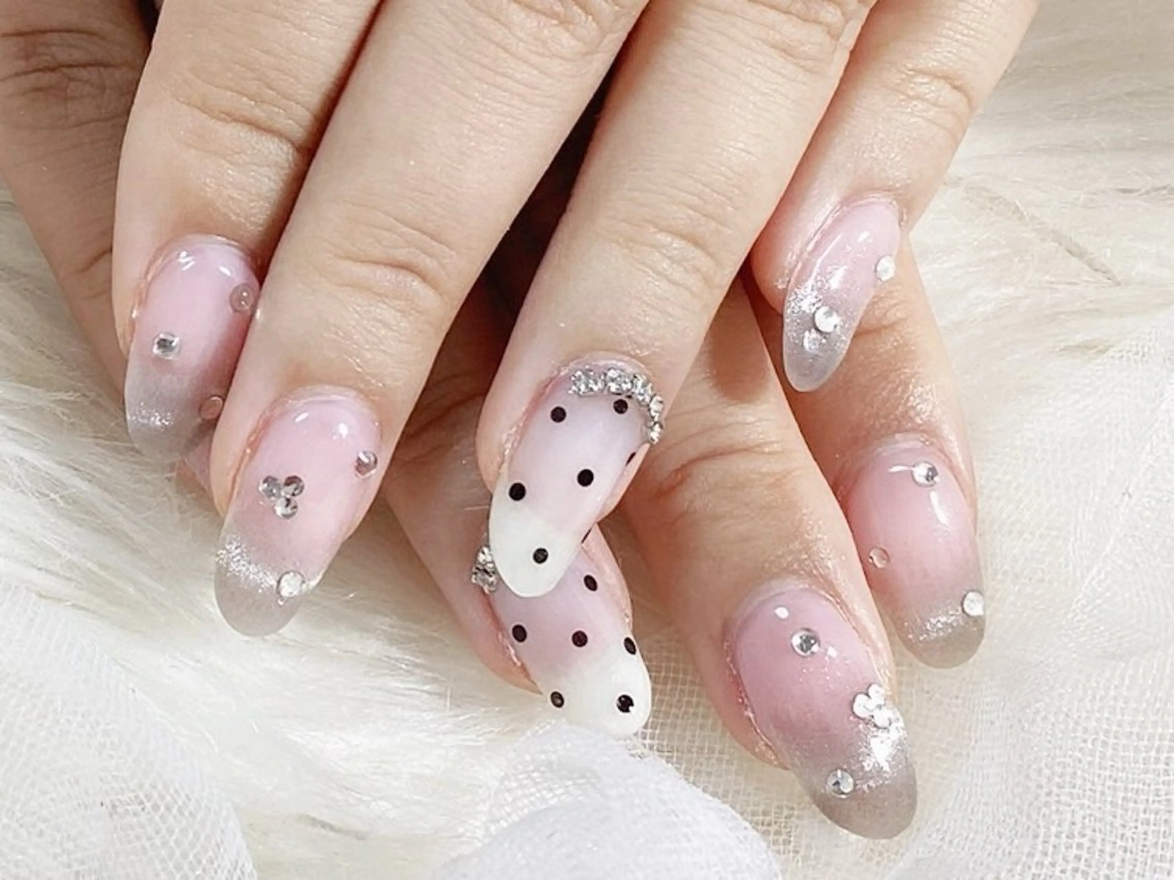 ネイル Hanaai 新大久保店　あすかのネイルデザイン