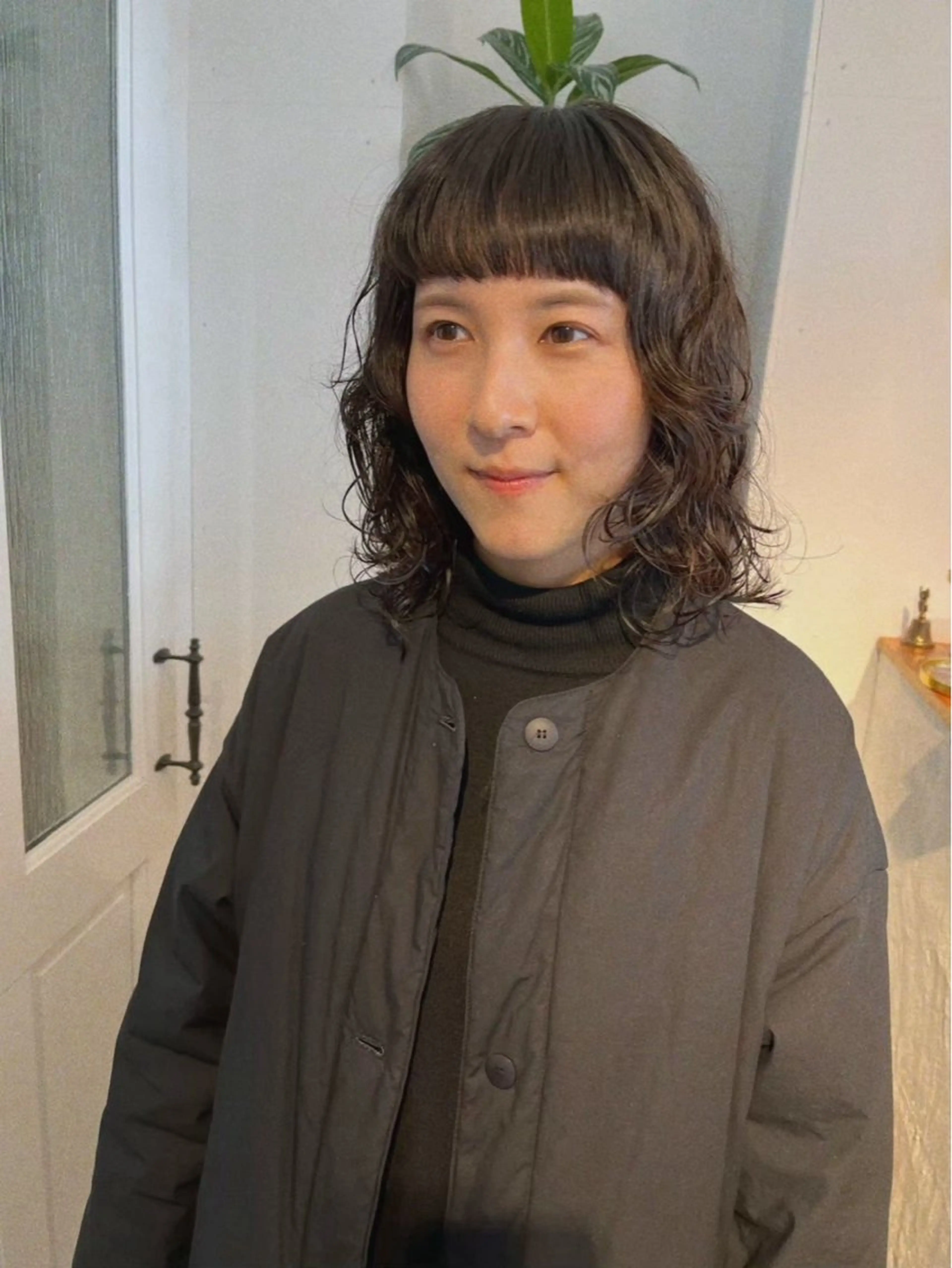 ミディアム カラー パーマ ミディアムパーマ ヘアカラー ヘッドスパ rina/似合わせ/ 艶髪カラー/髪質改善のヘアスタイル