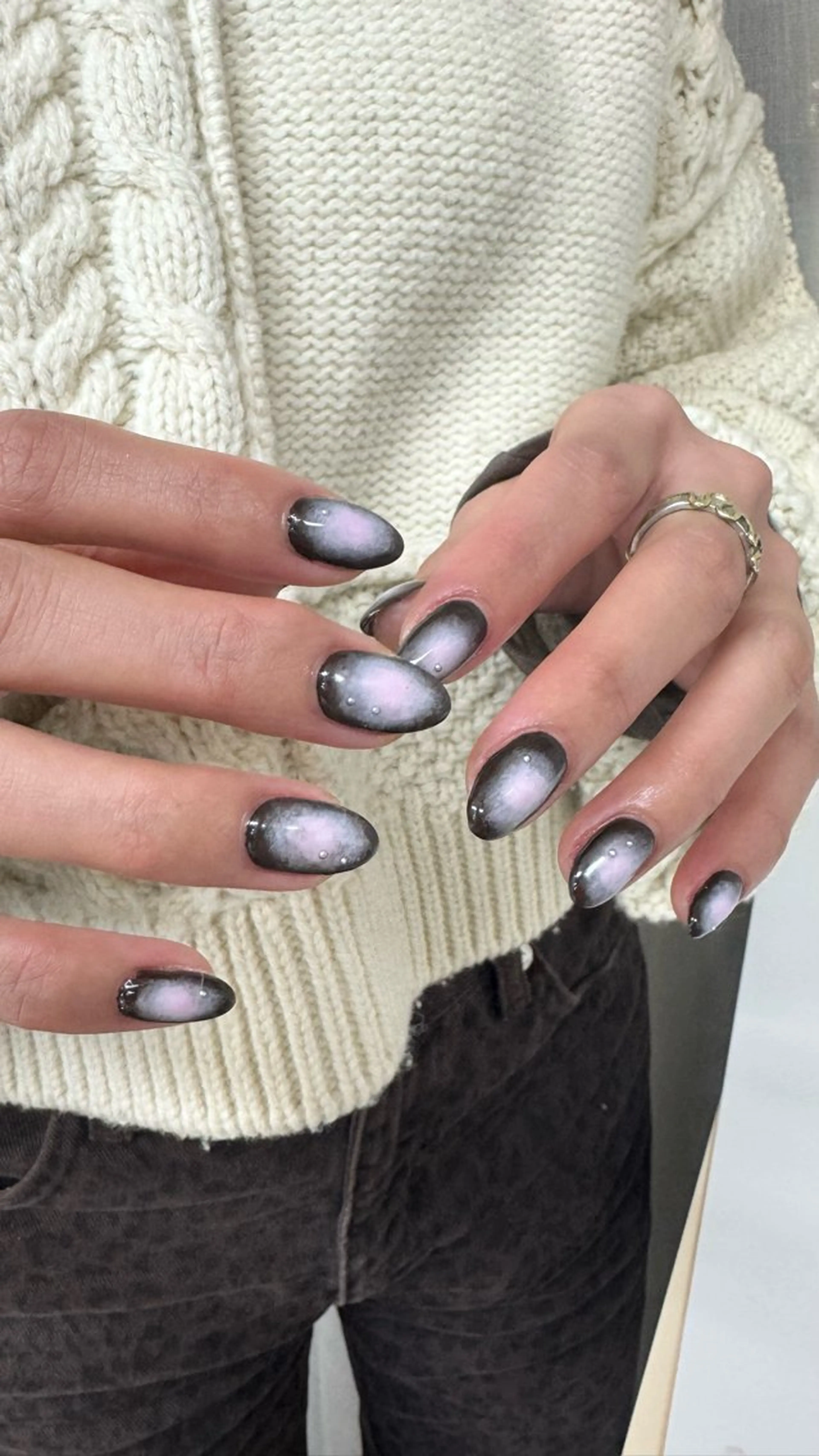 ショート nailstudio eviz新宿店のネイルデザイン