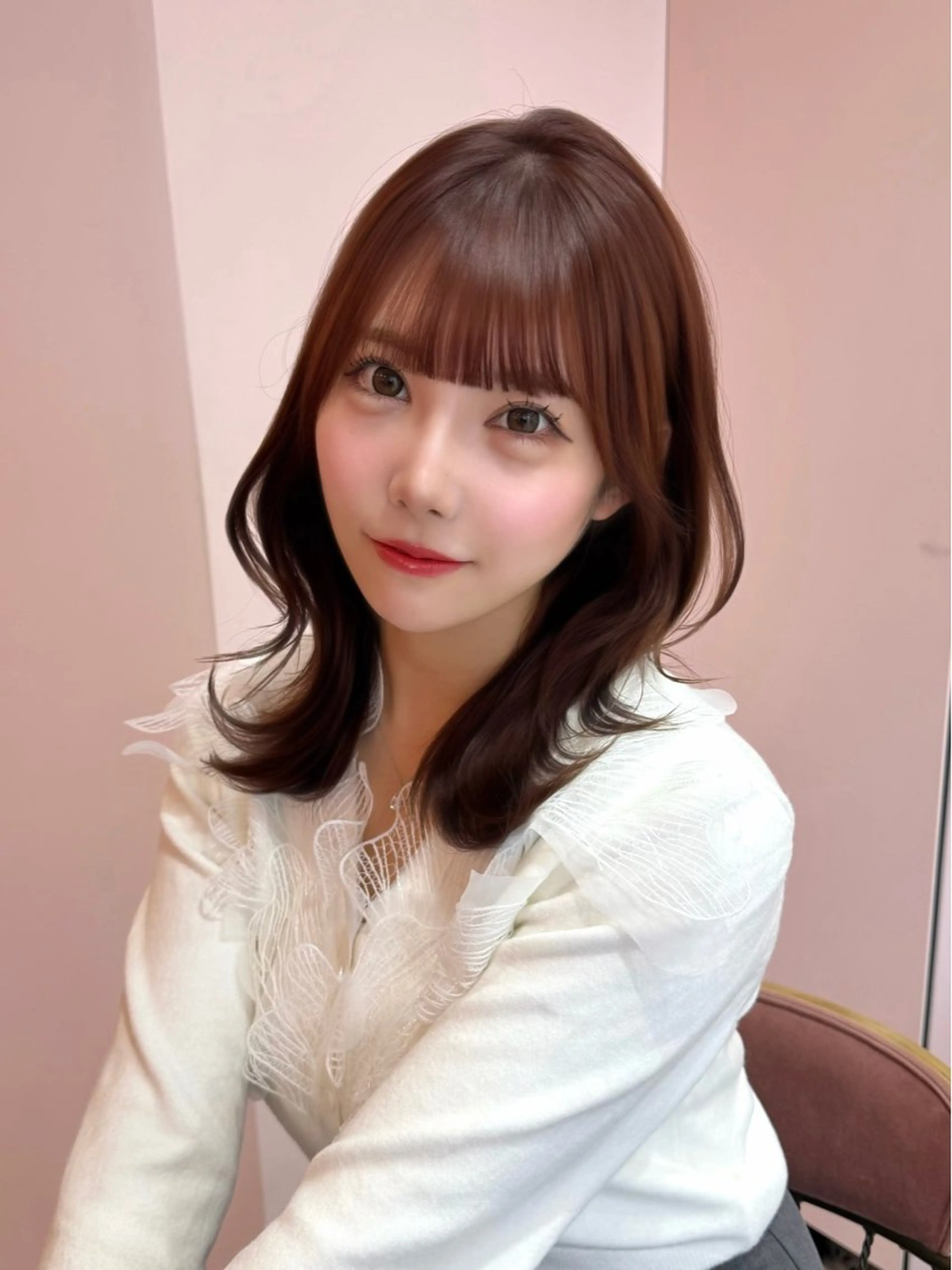 セミロング カラー ベージュカラー ブリーチ ブラウンカラー チョコレートブラウン 透明感カラー カット ヘアカラー トリートメント 渋谷/韓国ヘア/ 顔まわり♡Ayakaのヘアスタイル