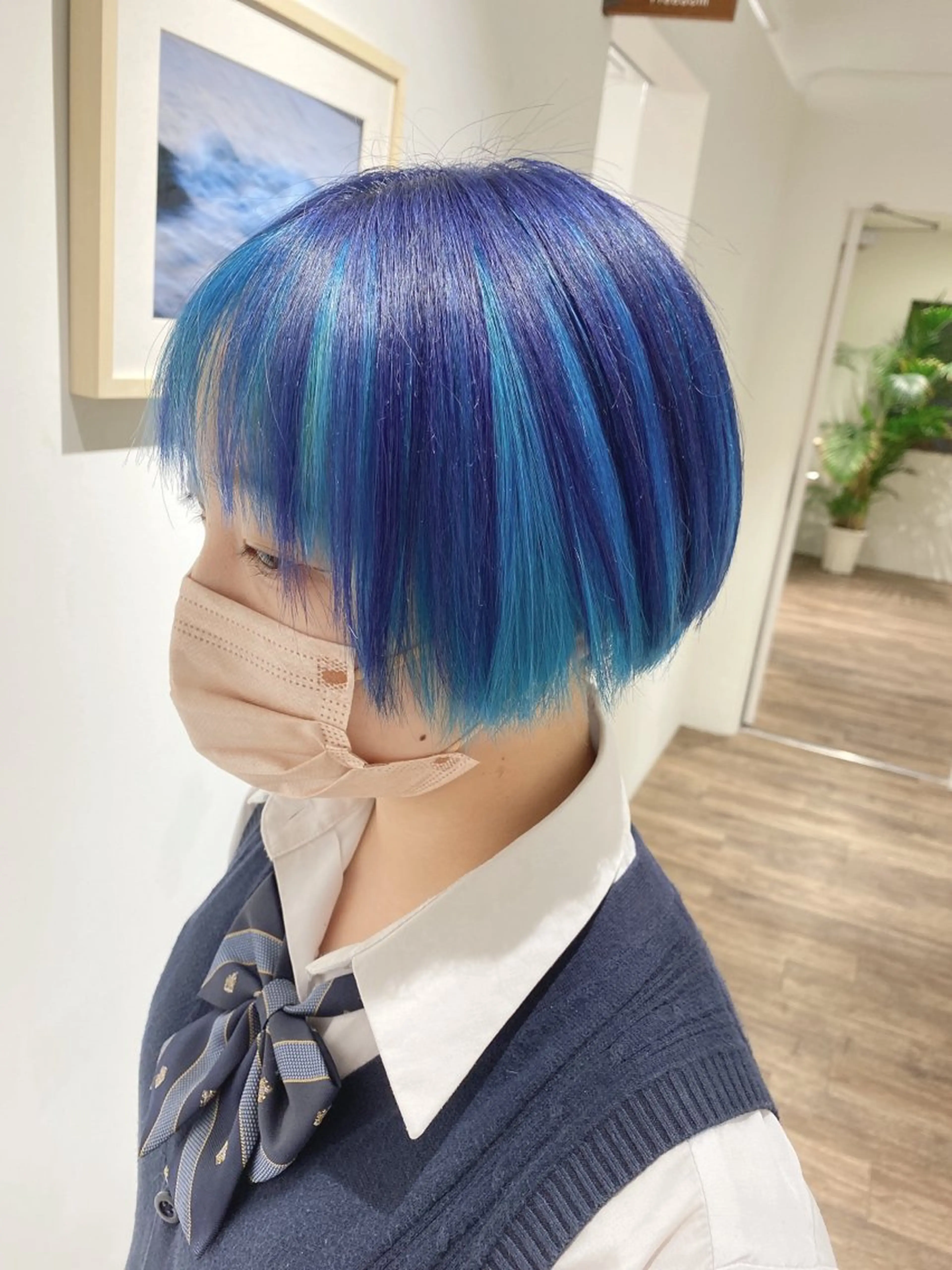 ショート カラー ブリーチ ハイライト⭐️上野 高広のヘアスタイル