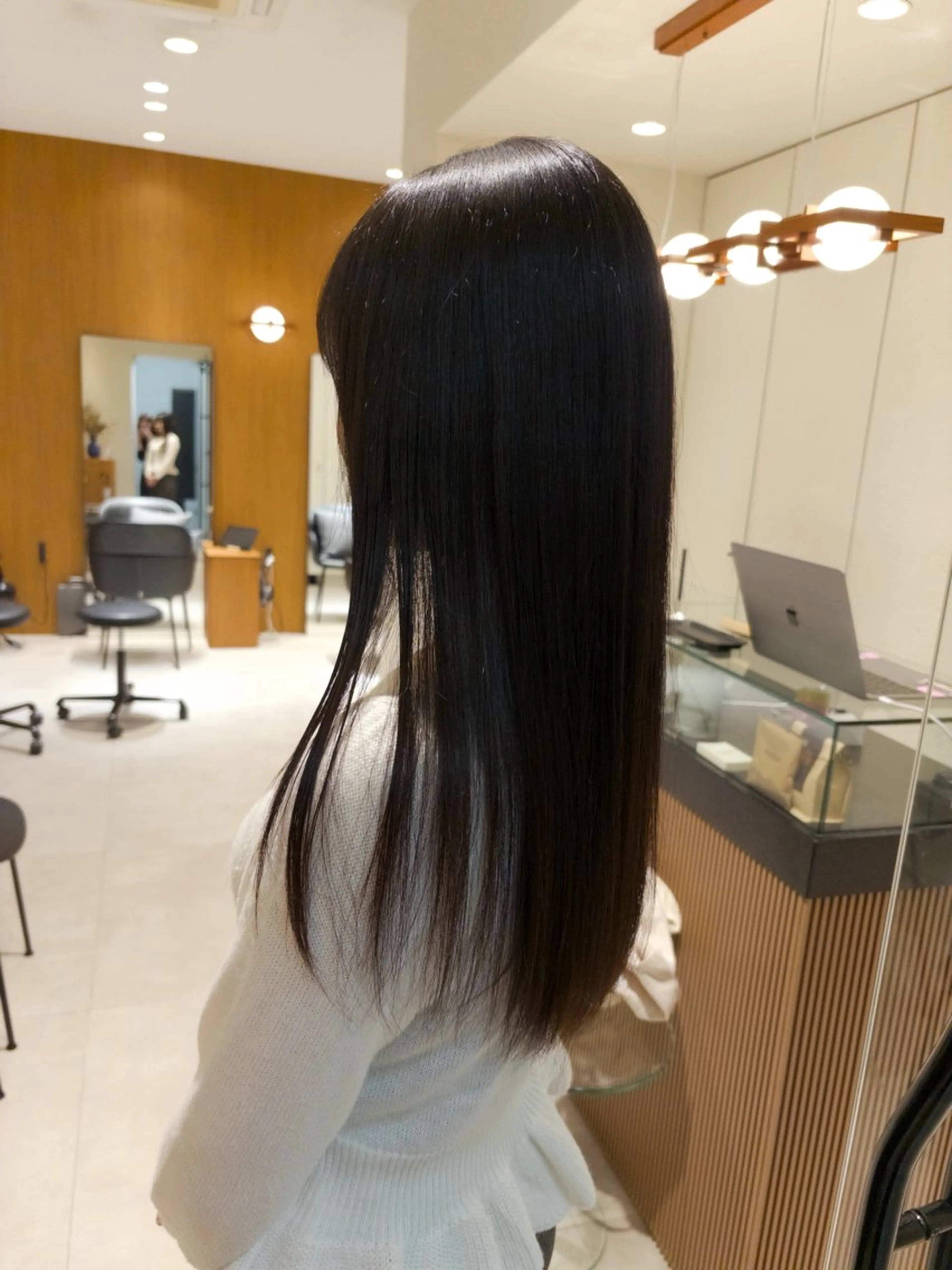 ロング パーマ 縮毛矯正 yiye shioriのヘアスタイル