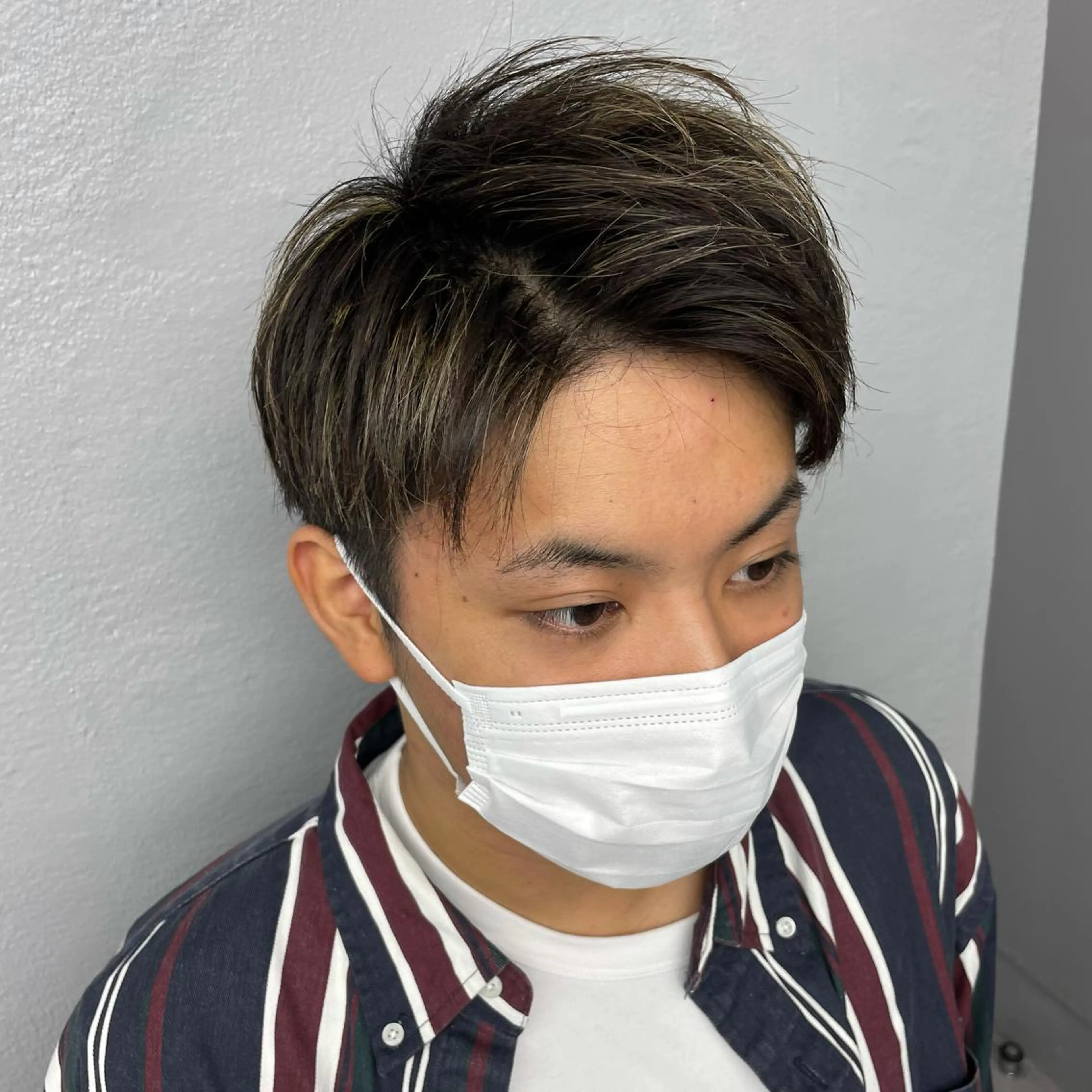 ショート カラー パーマ メンズ 🔥メンズカラー🔥 セヤシュウヘイのヘアスタイル