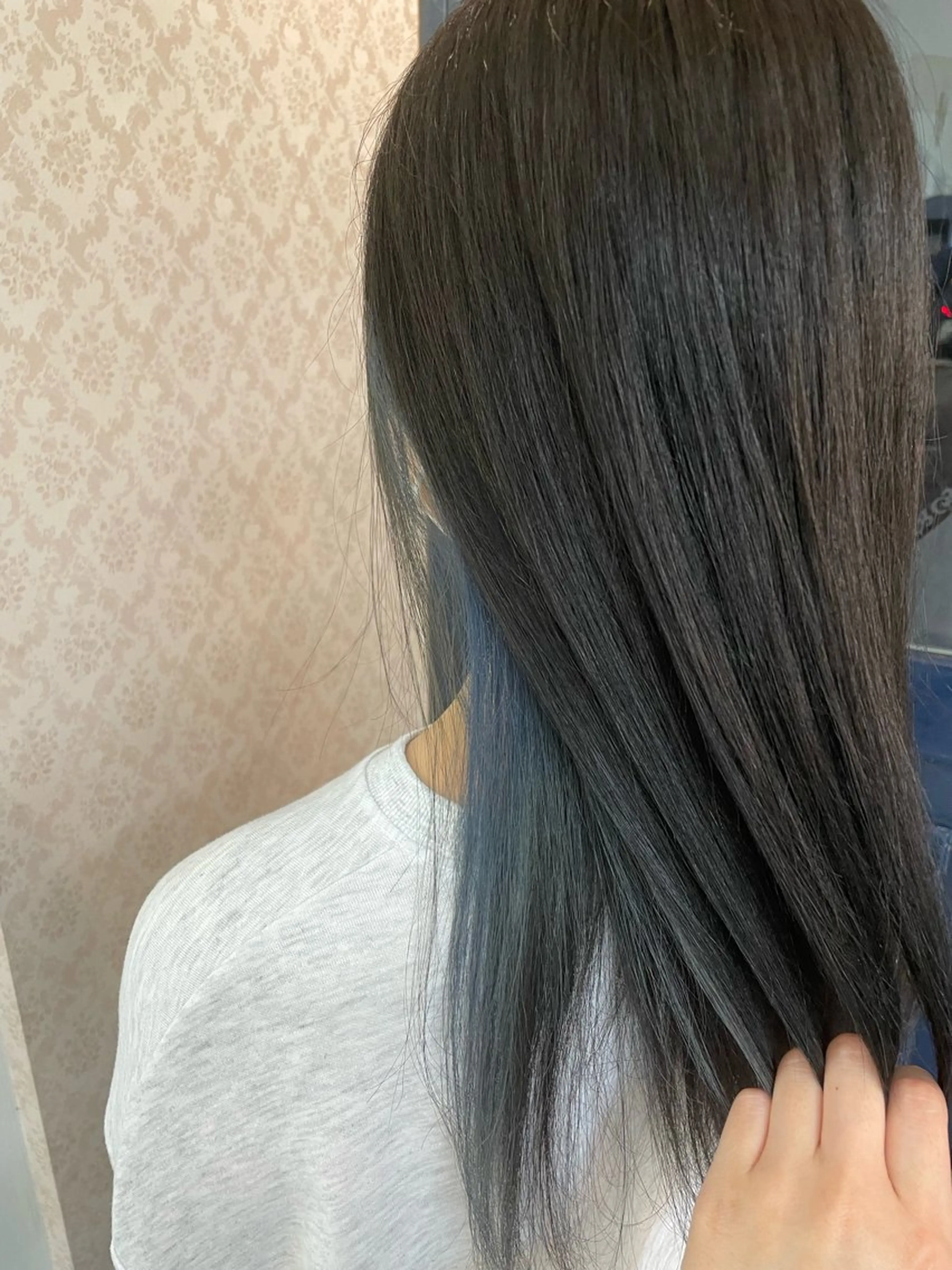 ロング カラー ヒヨシ ルナのヘアスタイル