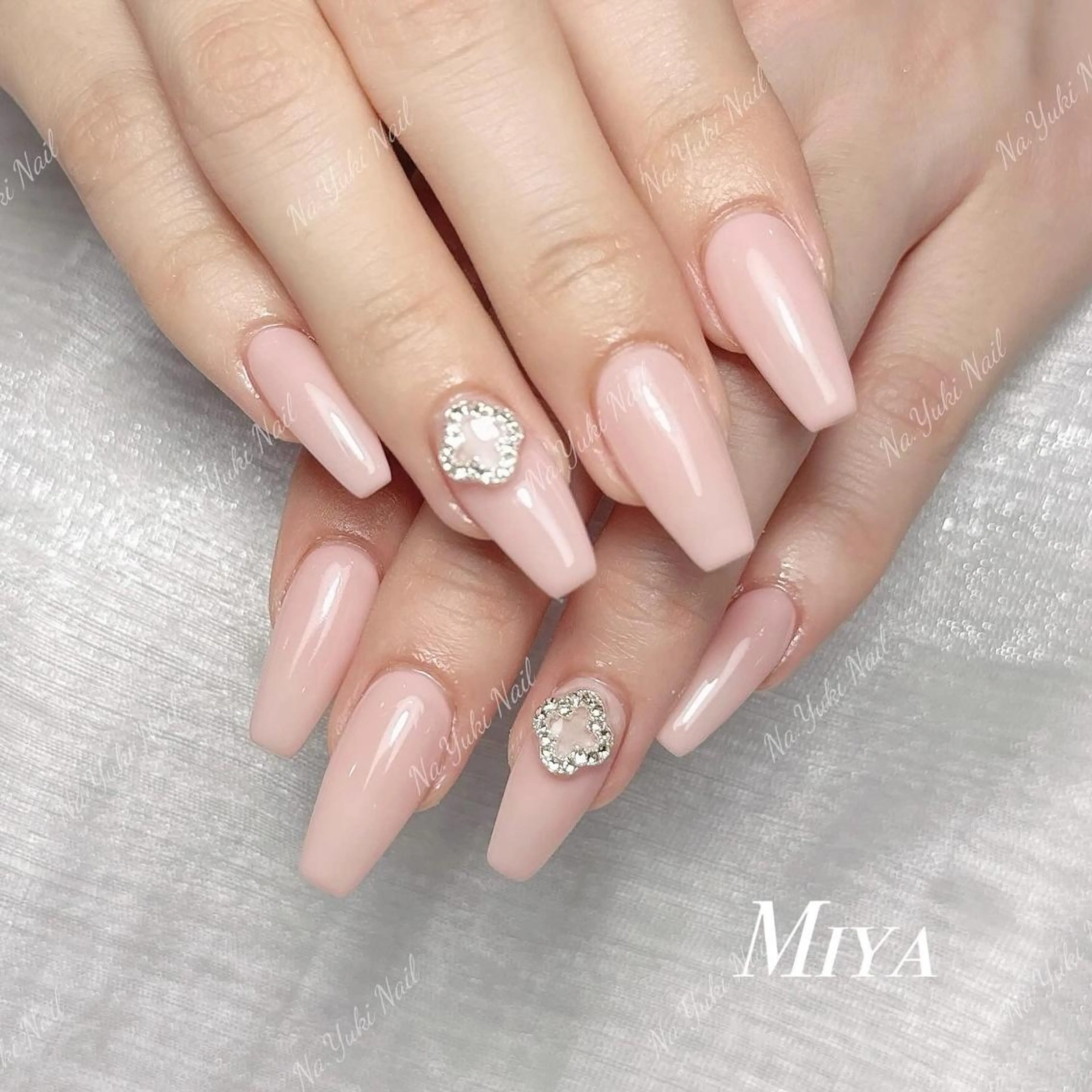 ネイル ハンドネイル ハンドケア ナユキNA.YUKI 池袋店のネイルデザイン