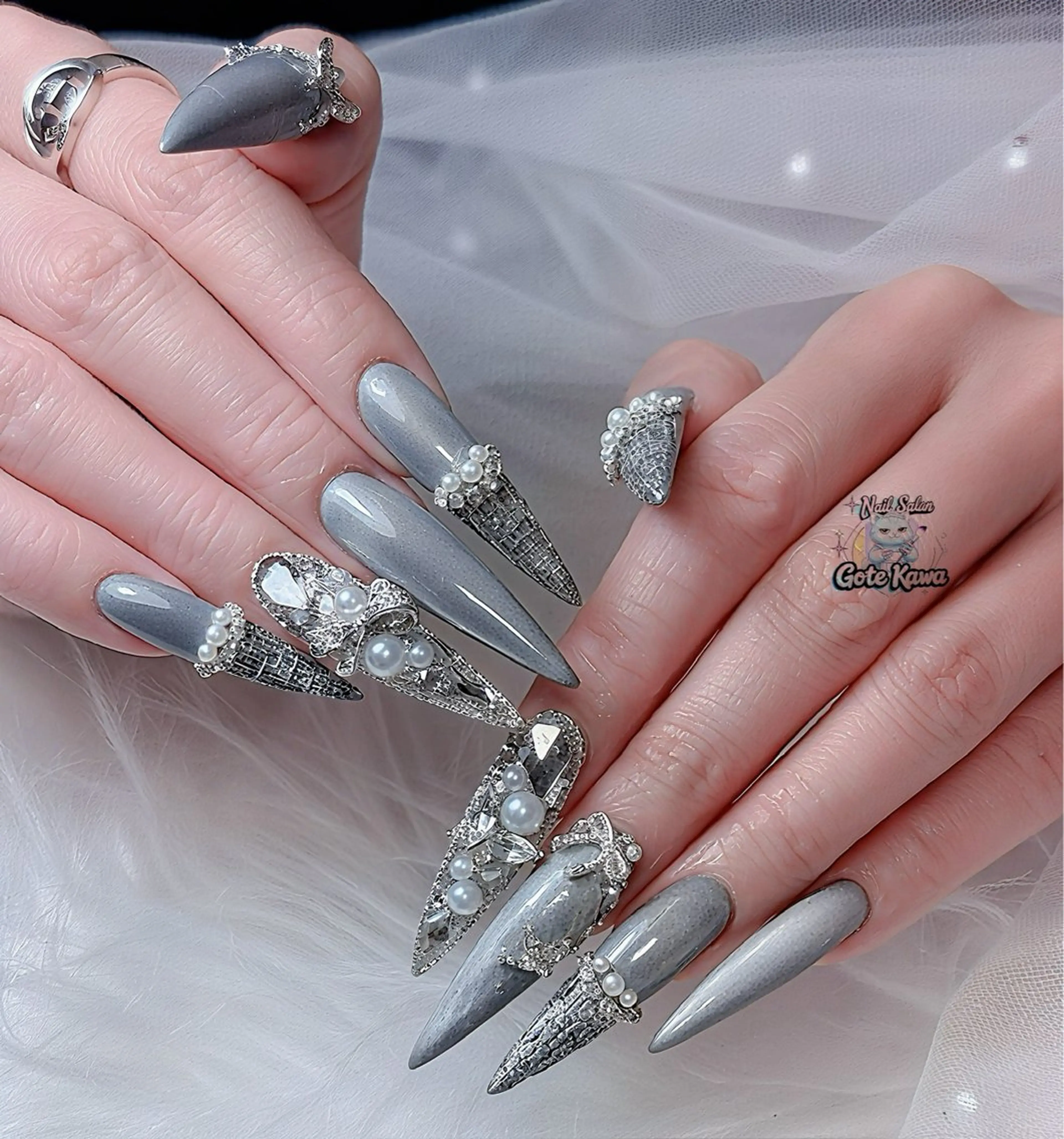 ネイル アートネイル ジェルネイル マグネットネイル 持ち込み ワンカラーネイル Gote Kawa nail salonのネイルデザイン
