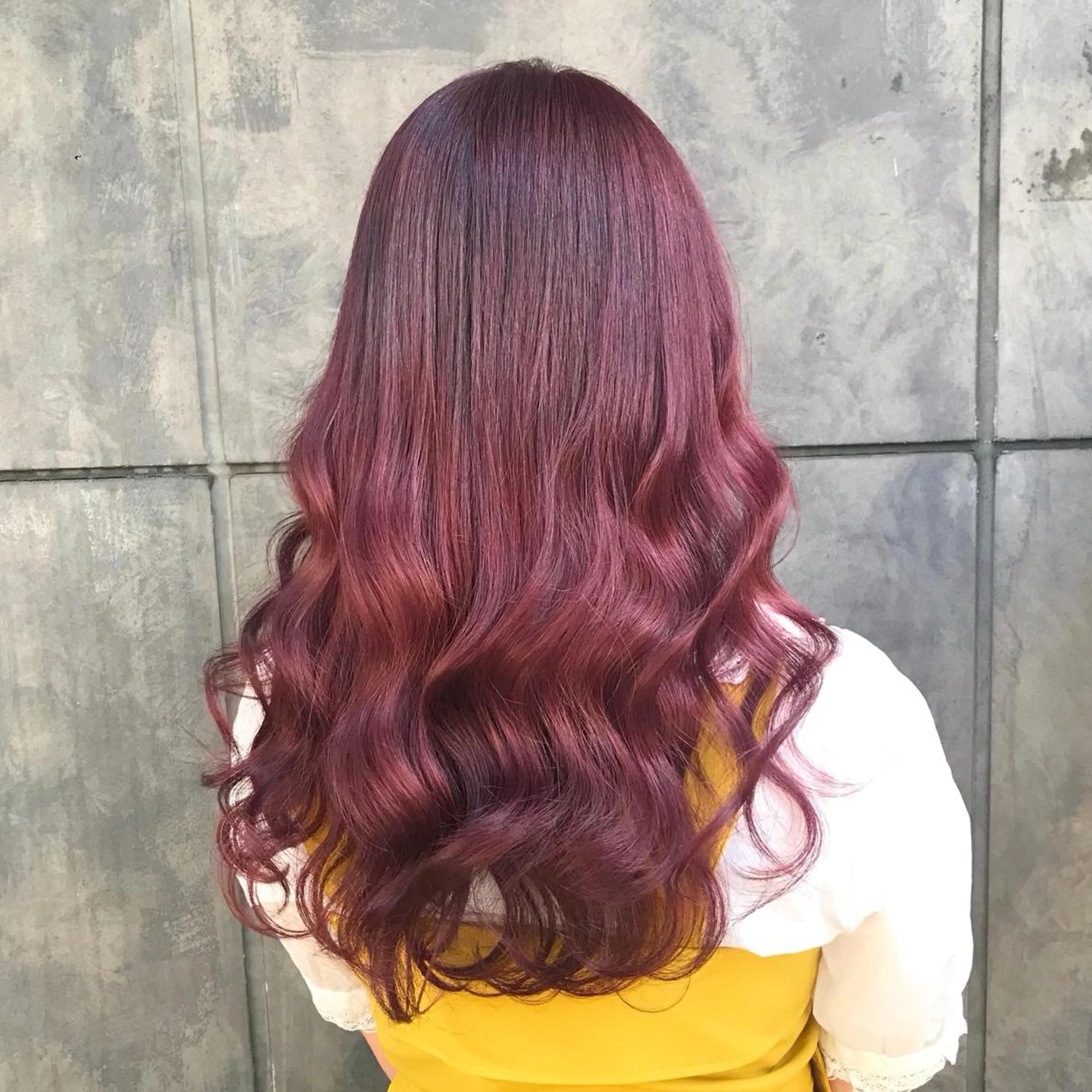 ロング カラー ブリーチ ピンクカラー バイオレットカラー ヨシンモリ ムルギョル巻き サロウィン所属・K-POP好き美容師 🇰🇷Kai.Yのヘアスタイル