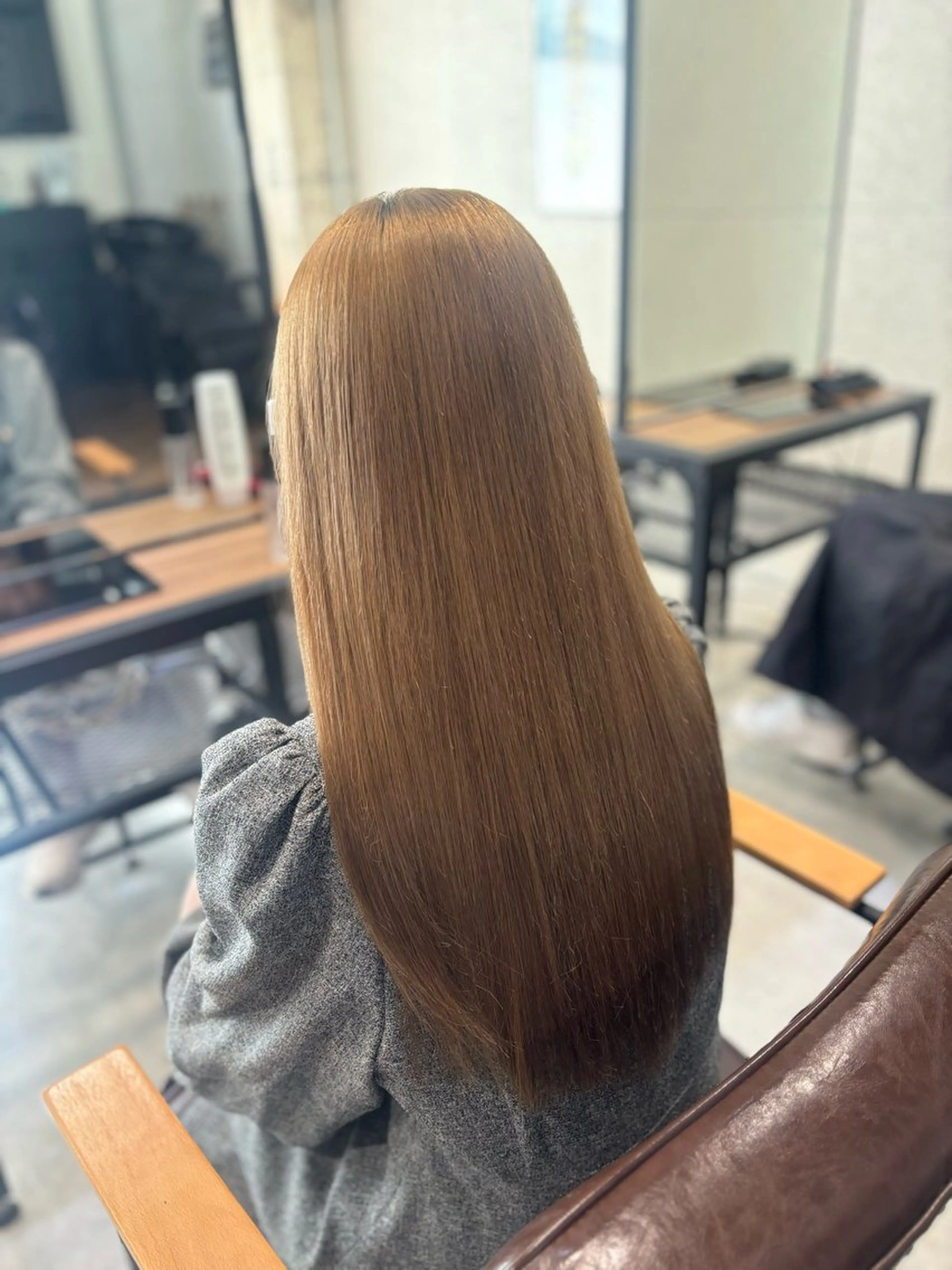 ロング カット 縮毛矯正 トリートメント ⭐️ 美髪矯正 透明感 ⭐️ユウキのヘアスタイル