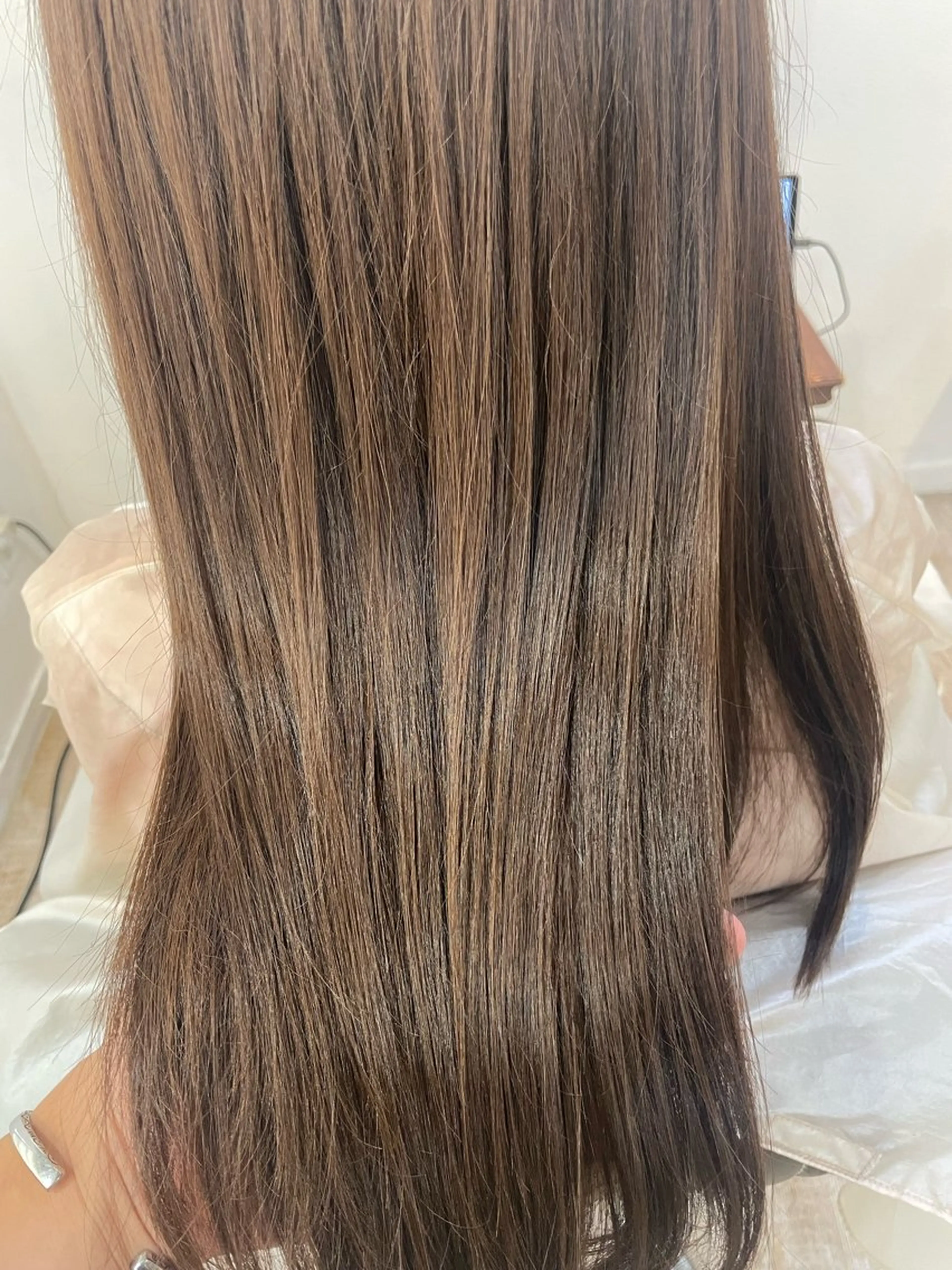 セミロング カット ヘアカラー トリートメント レイヤーカット 中屋光貴のヘアスタイル