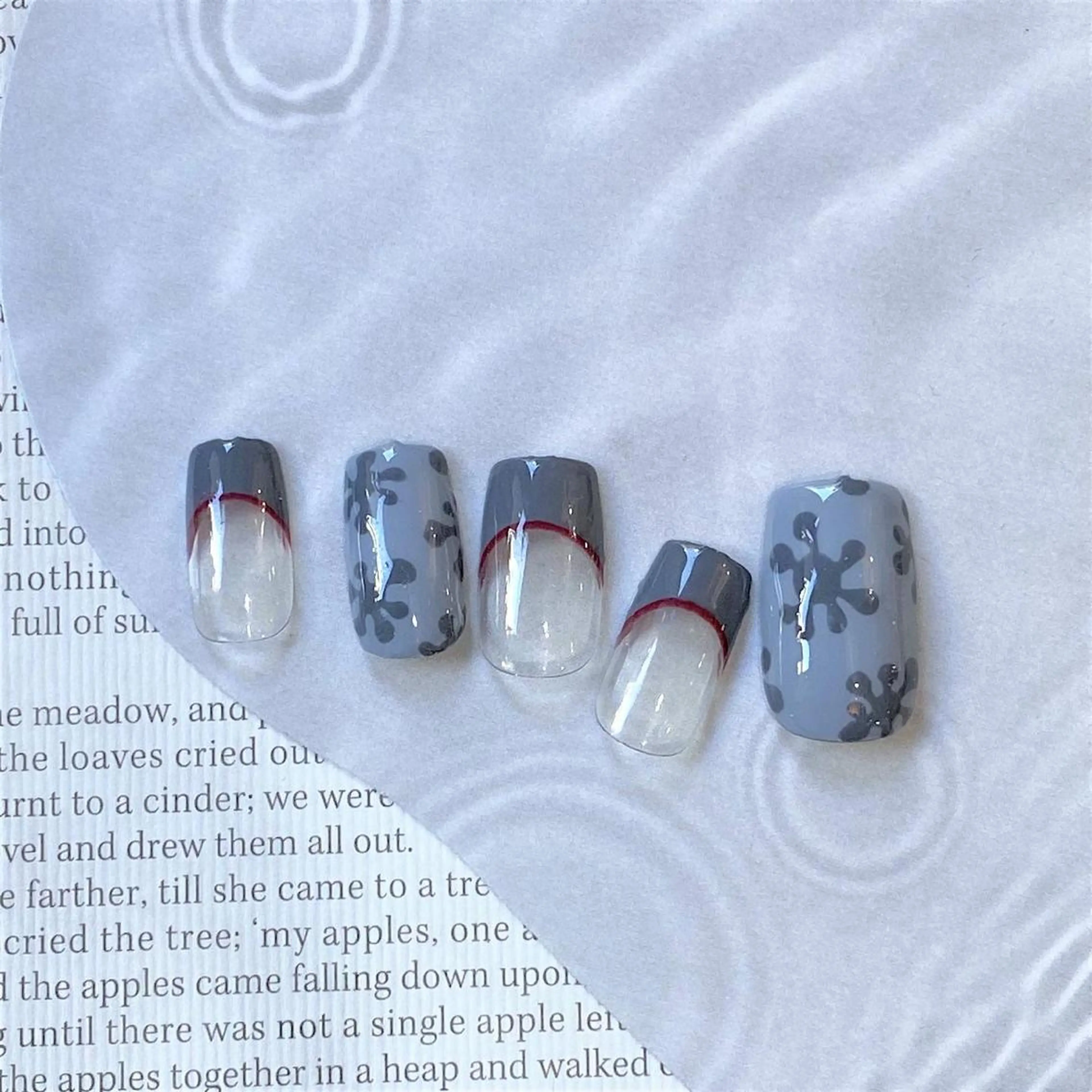 ネイル ハンドネイル Alohana Minaのネイルデザイン