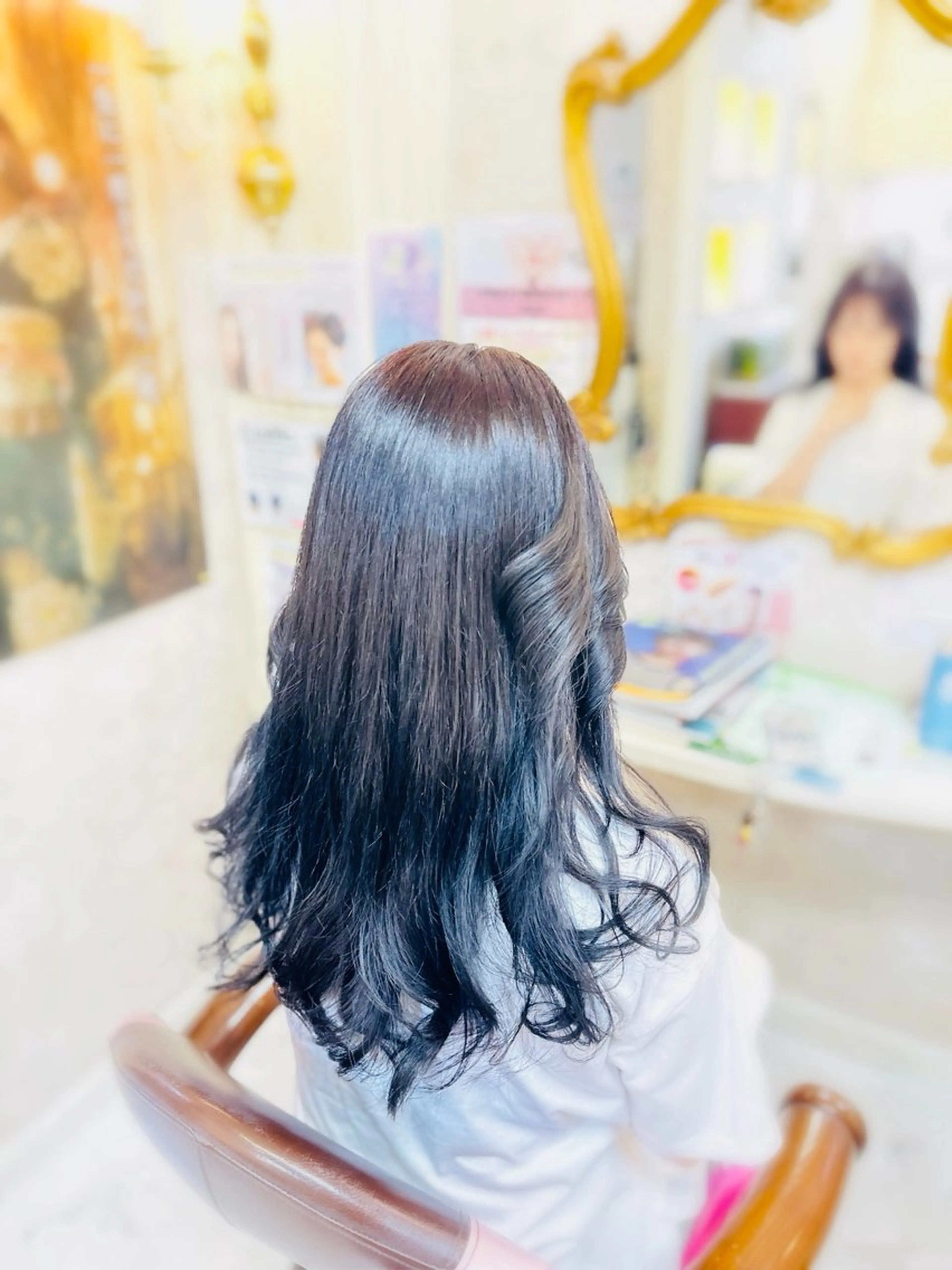 ロング 顔まわりレイヤー 顔周りカット レイヤーカット カット 菅沼 美咲のヘアスタイル