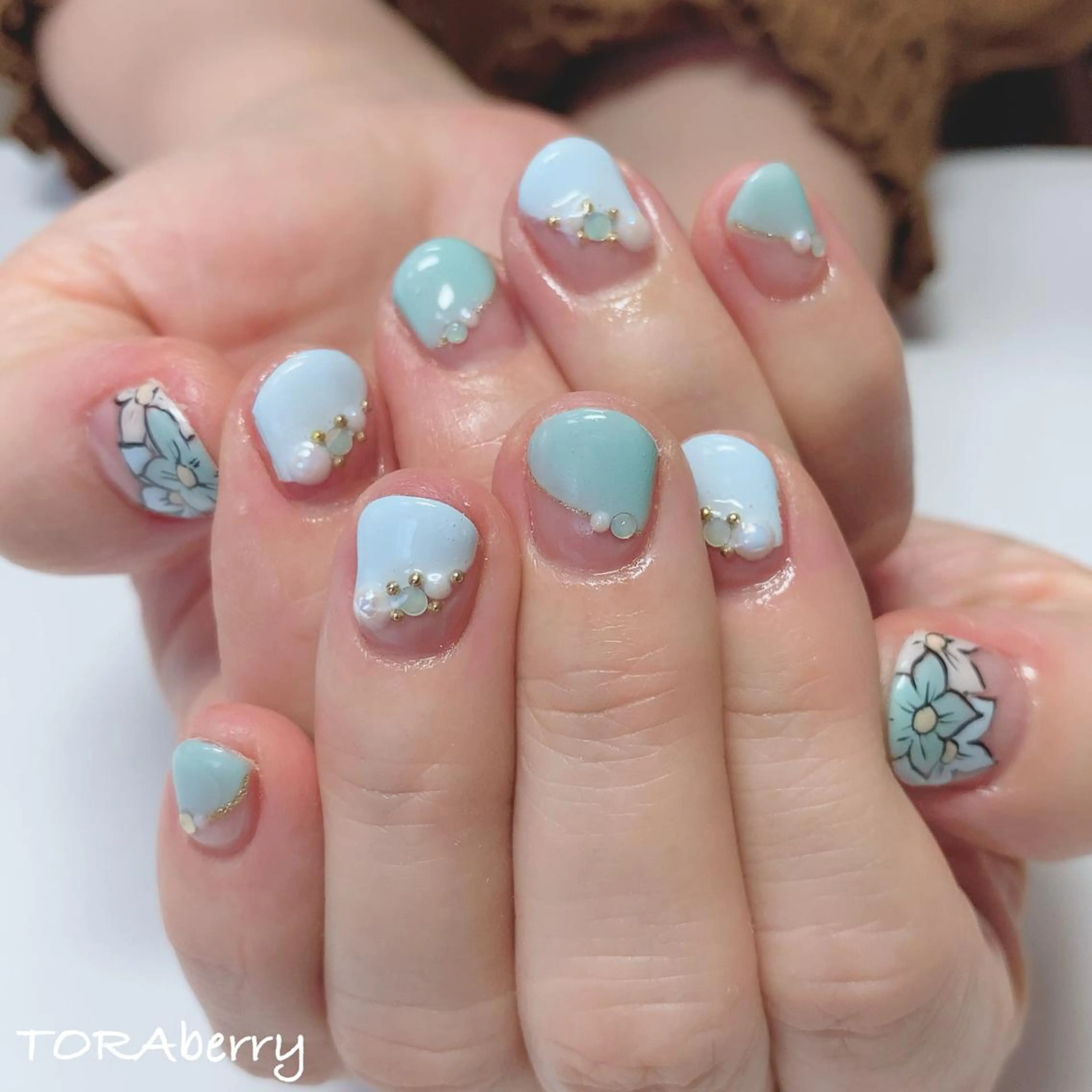 ネイル ハンドネイル ネイリスト なつみのネイルデザイン