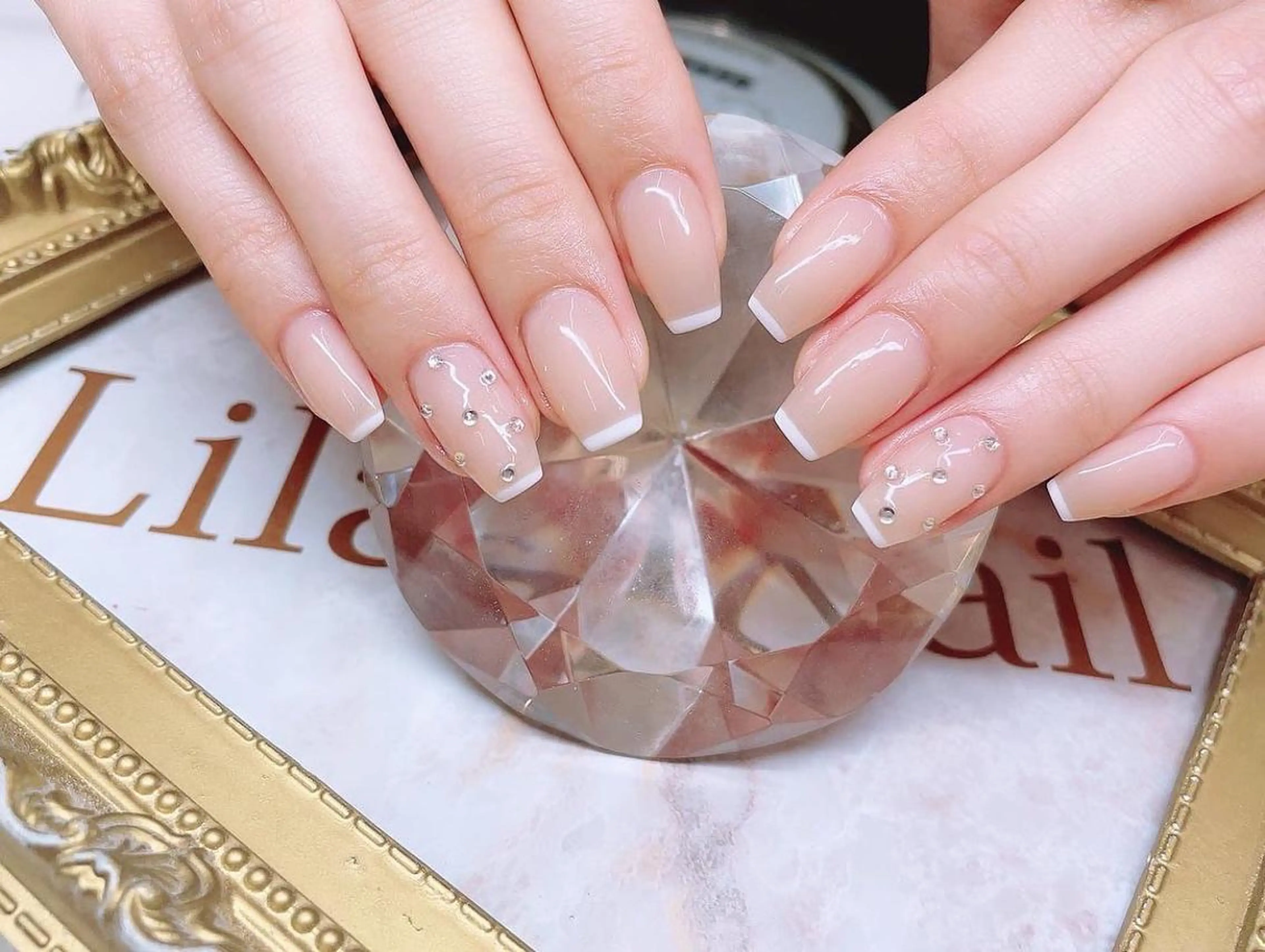 ネイル 入学式 フレンチネイル ジェルネイル グラデーション ハードジェル Lilas Nailのネイルデザイン