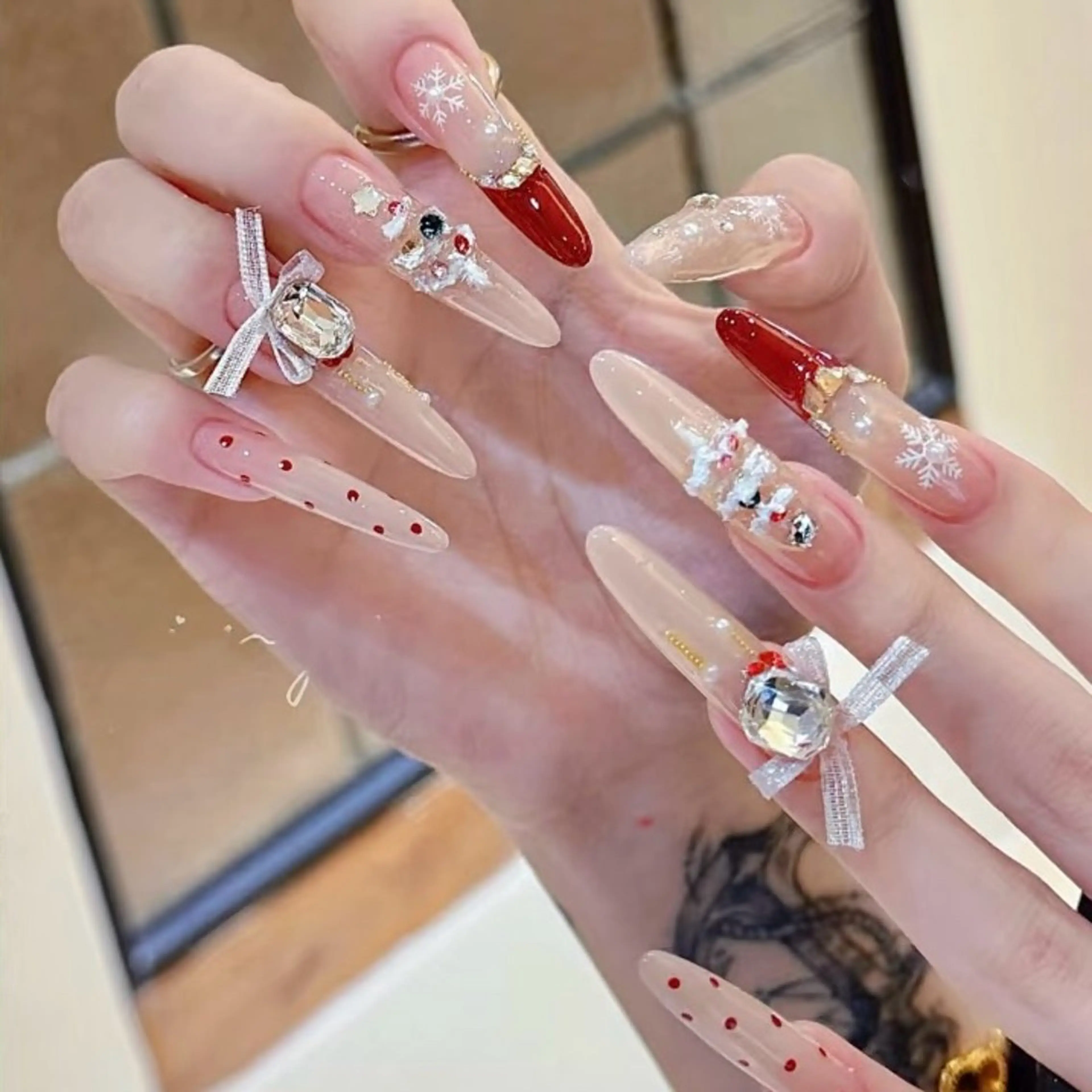 ネイル Mika Nails 心斎橋のネイルデザイン