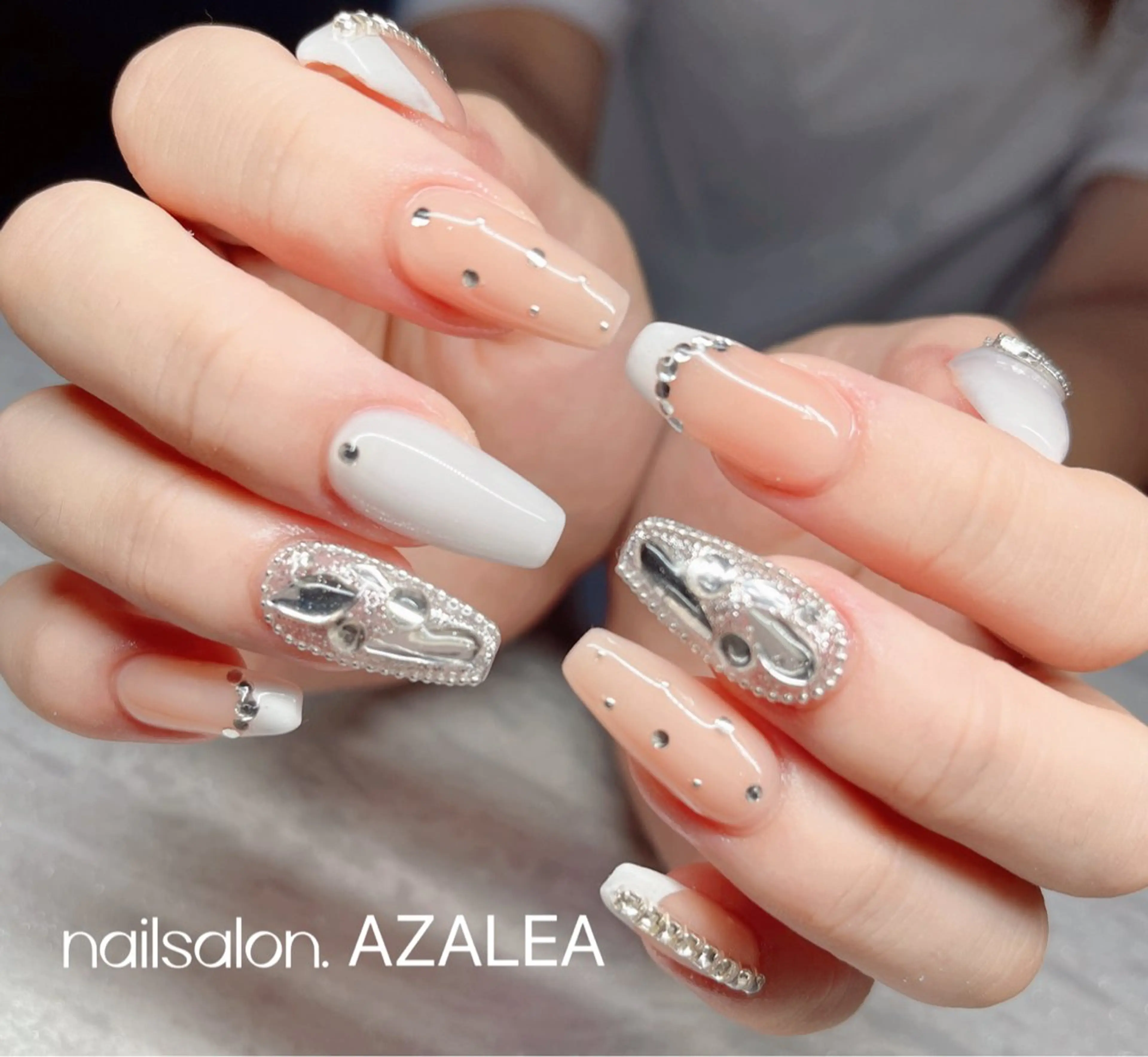 ネイル ハンドネイル R inのネイルデザイン